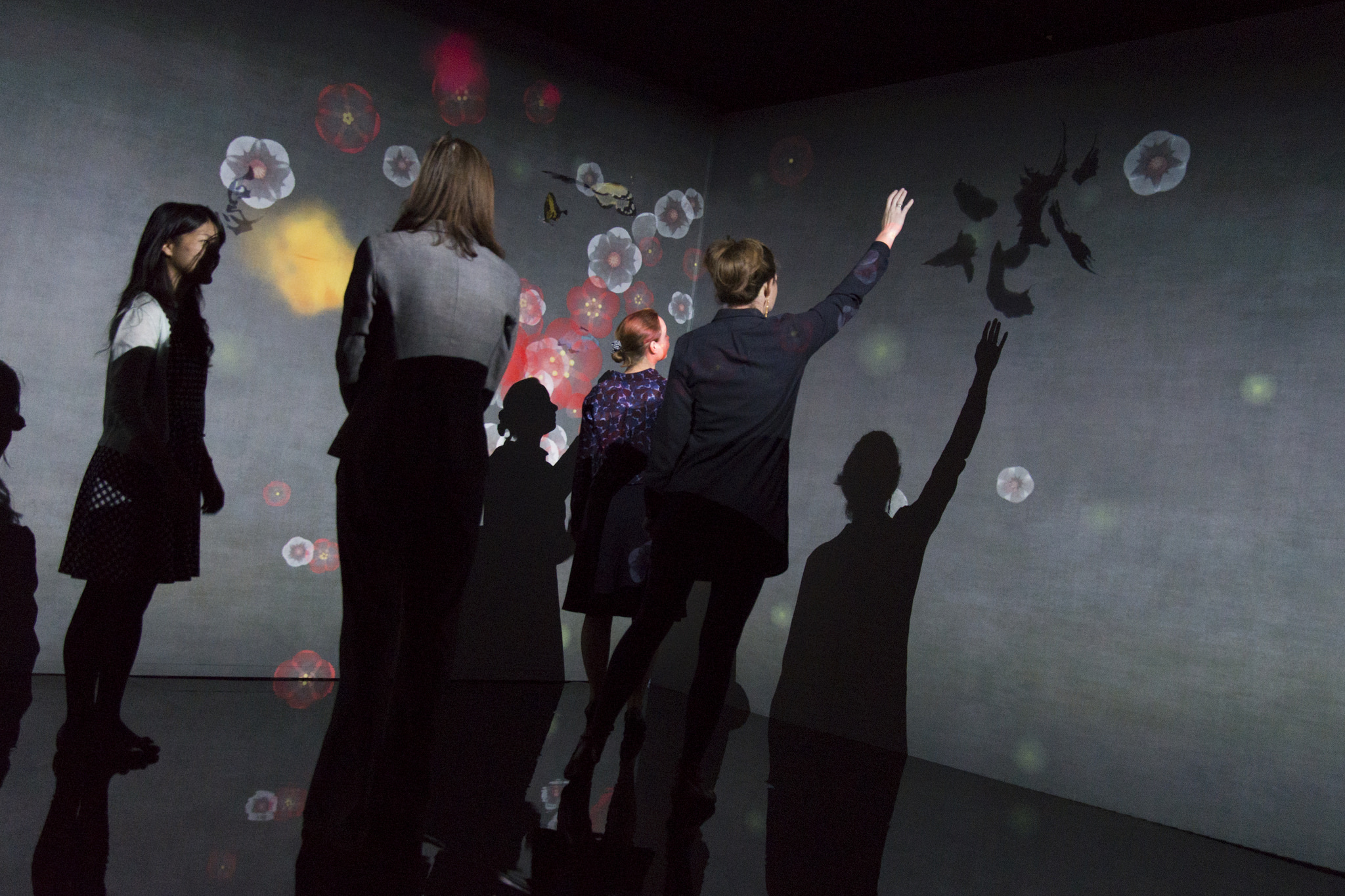 The biggest and most interactive portion of the show surrounds visitors.