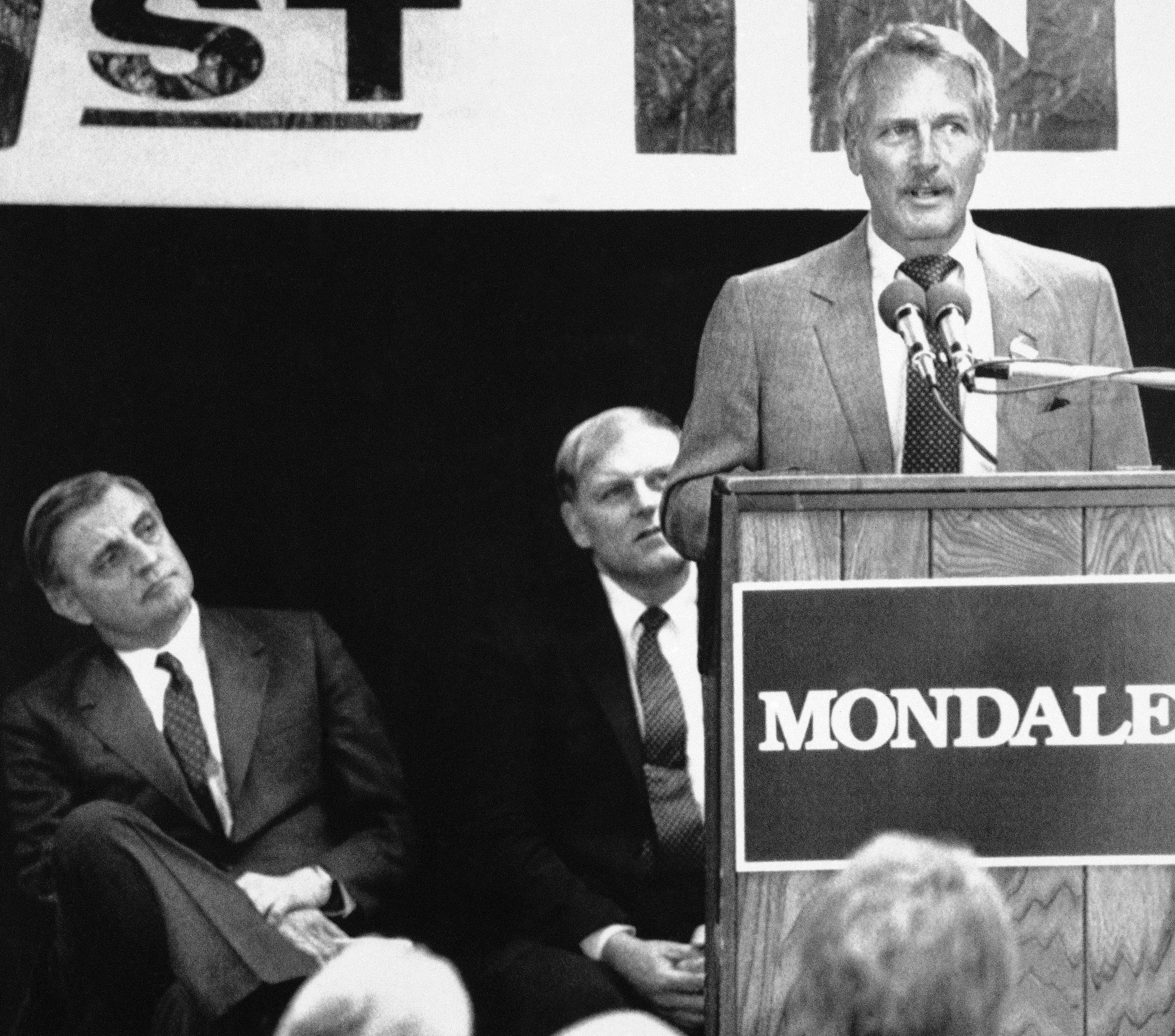 Actor Paul Newman spoke to a crowd of 350 as former Vice President Walter Mondale listens on Feb. 8, 1984 in Nashua, N.H.