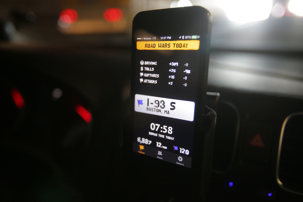 The Road Wars app awards users virtual coins if they do not exceed the speed limit.
