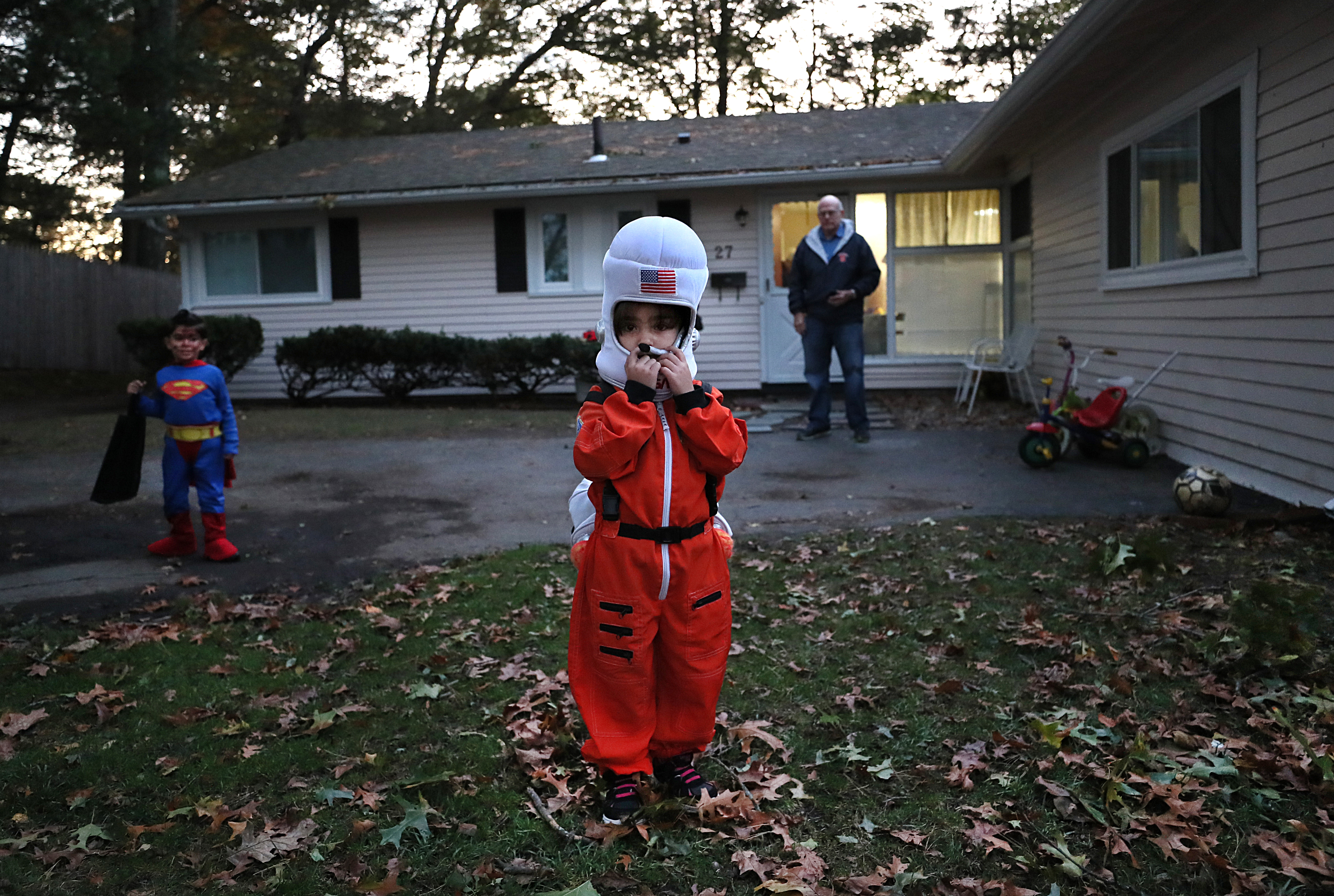 The Syrian children, escorted and instructed by the Jewish volunteers, celebrated their first Halloween. American flag on her helmet, Fatimah Hayani dressed as an astronaut.