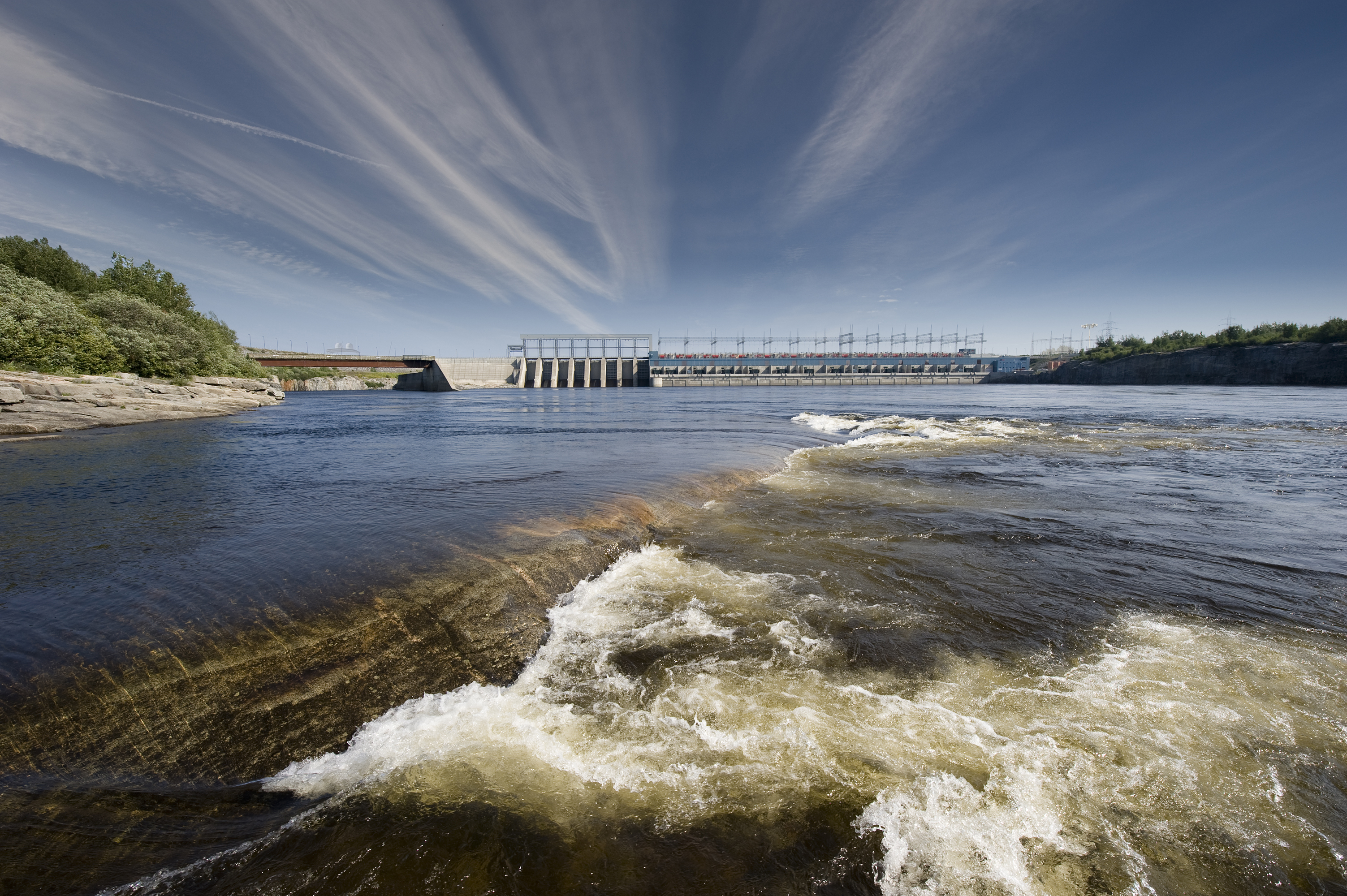 La Grande-1 run-of-the-river generating station on the La Grande River in Quebec.