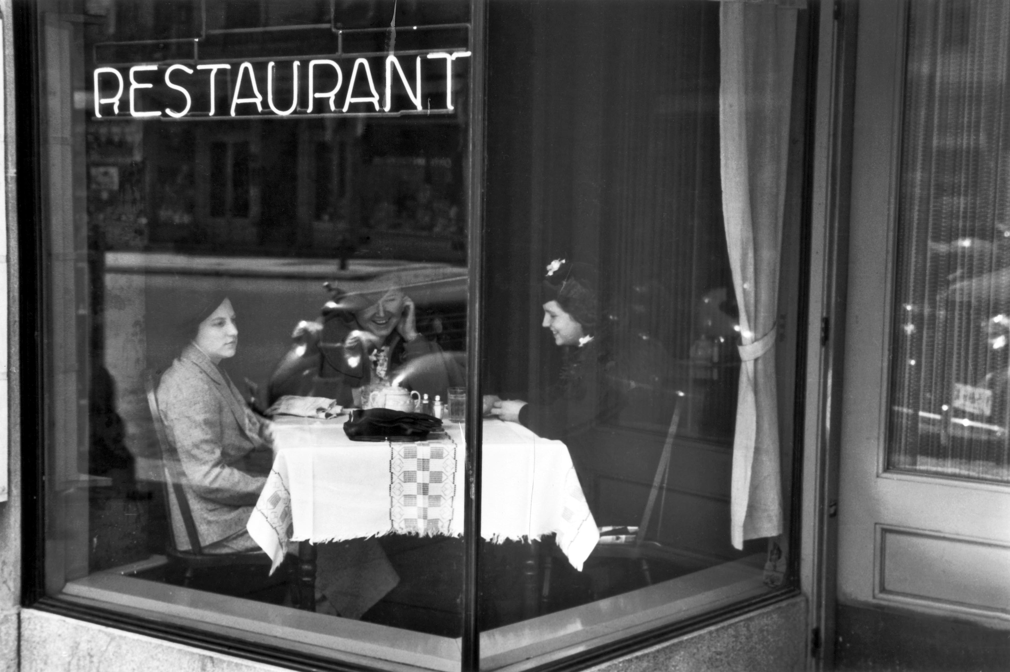 “Sunday dinner, Jackson, Ohio,” April 1936, by Theo Jung