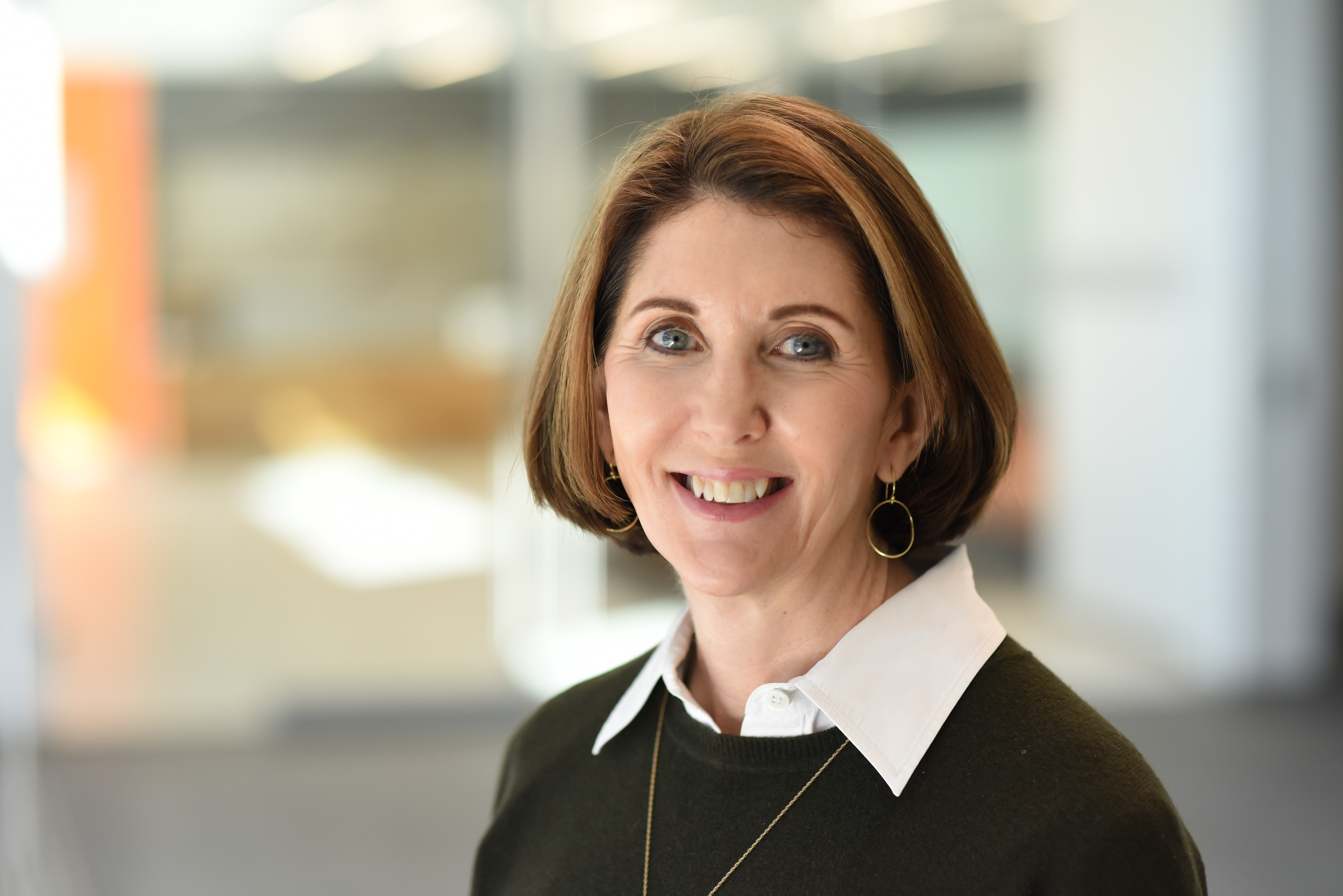 Dr. Barbara Weber
