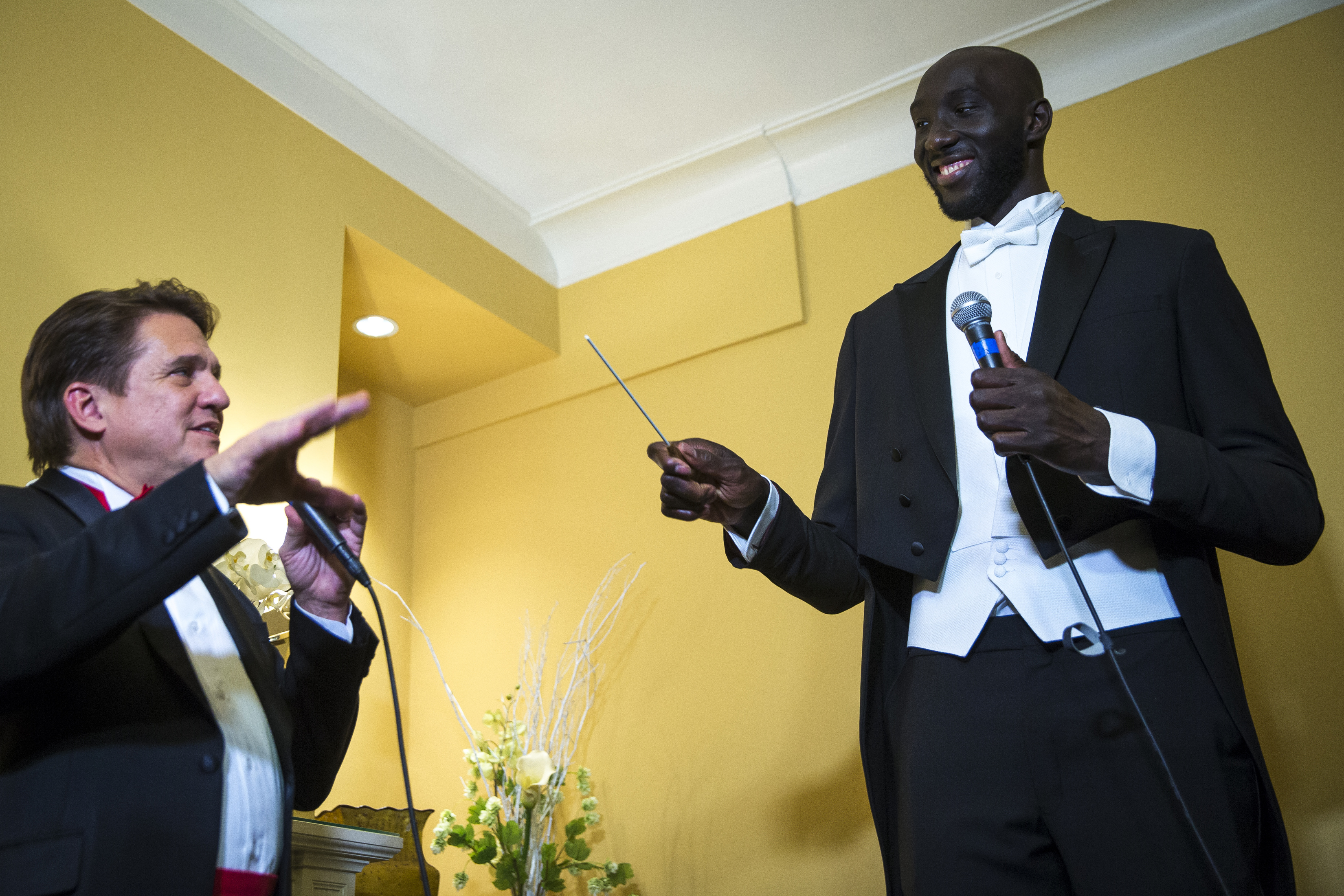 Boston Celtics center Tacko Fall received a conducting lesson from Keith Lockhart.