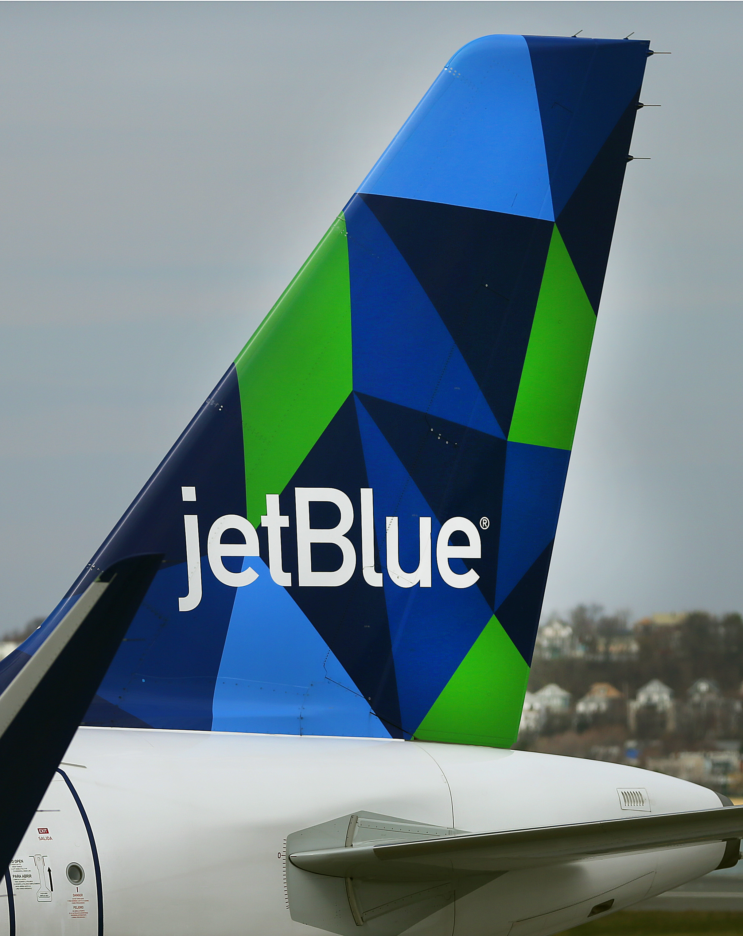 JetBlue Airways plans to offer service from Worcester to JFK Airport in New York City, possibly beginning early next year.