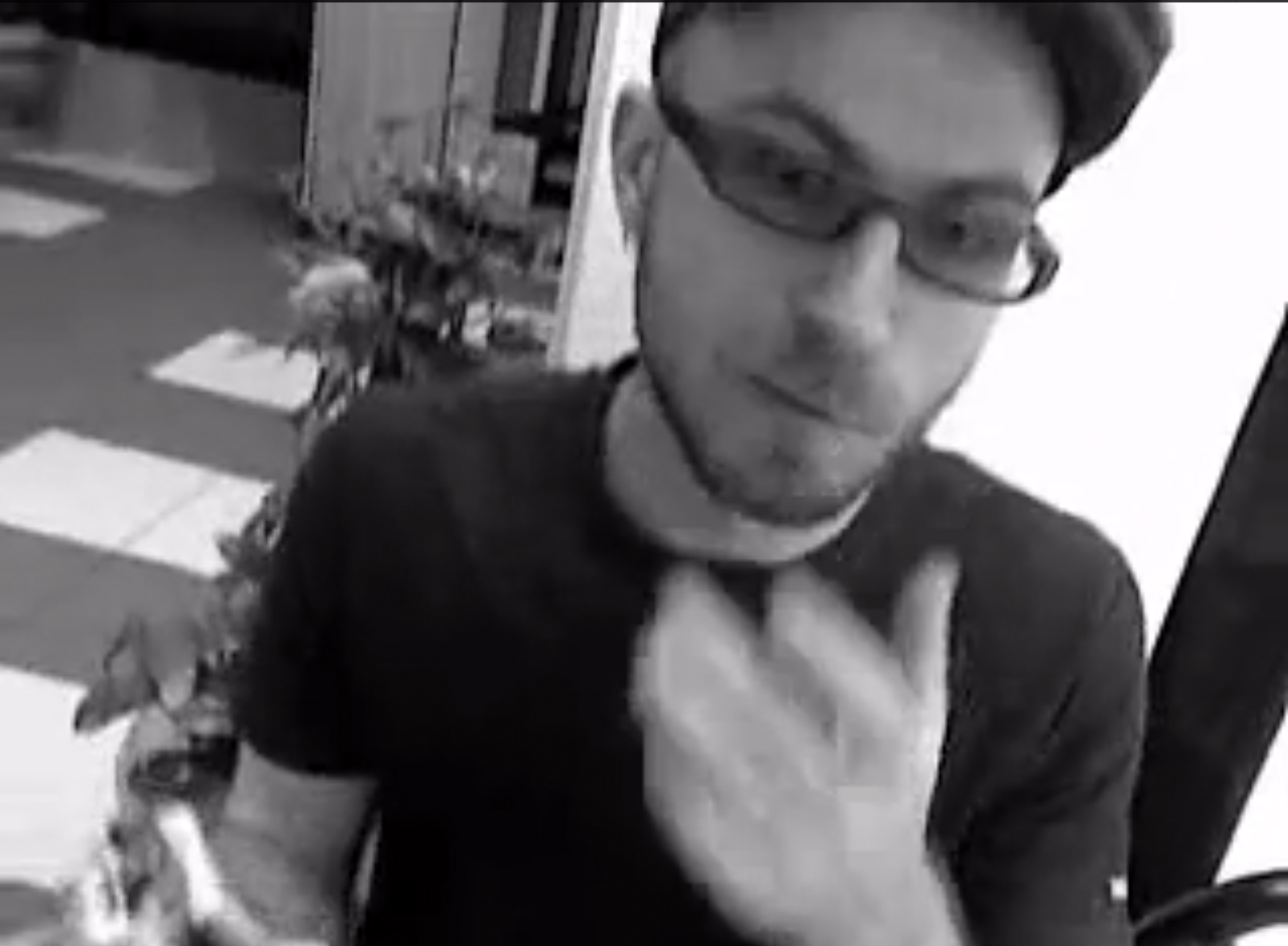 Vladimir Umanets in a Yellowism video.