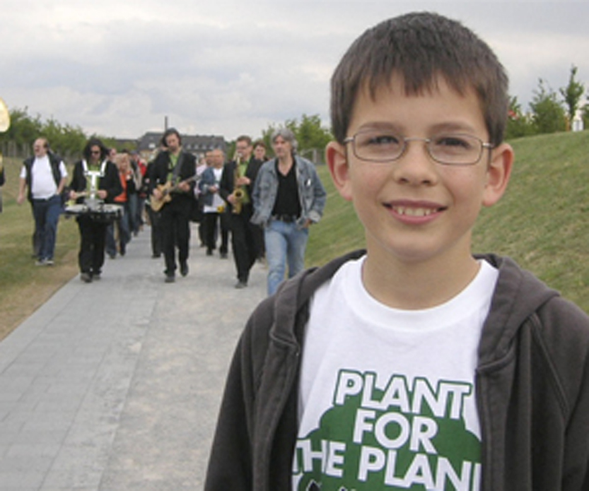 “Plant for the Planet” is part of Lynne Cherry’s “Young Voices for the Planet” series.
