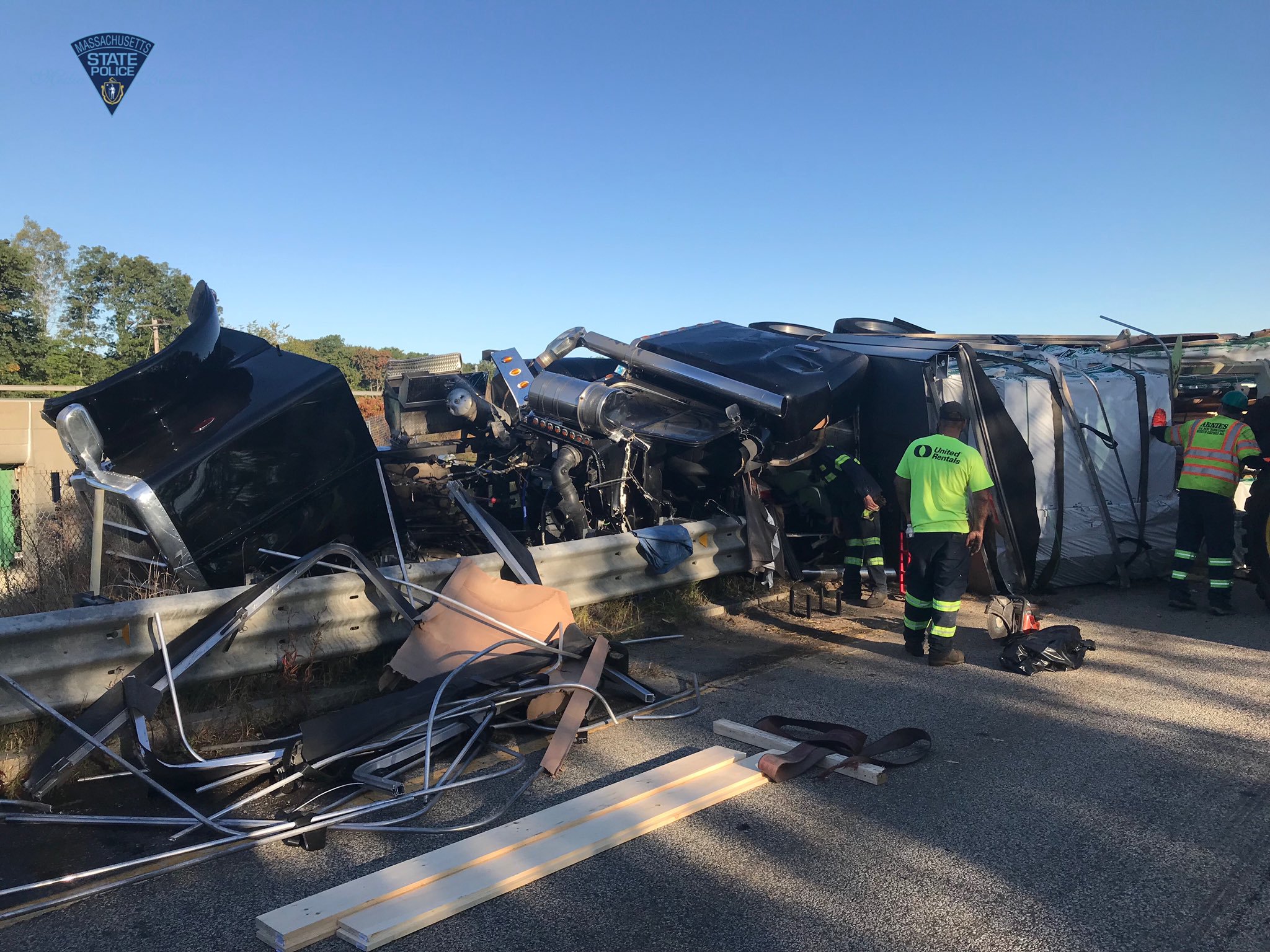 Crash On Highway 395 Yesterday 17 - ij0vuyy