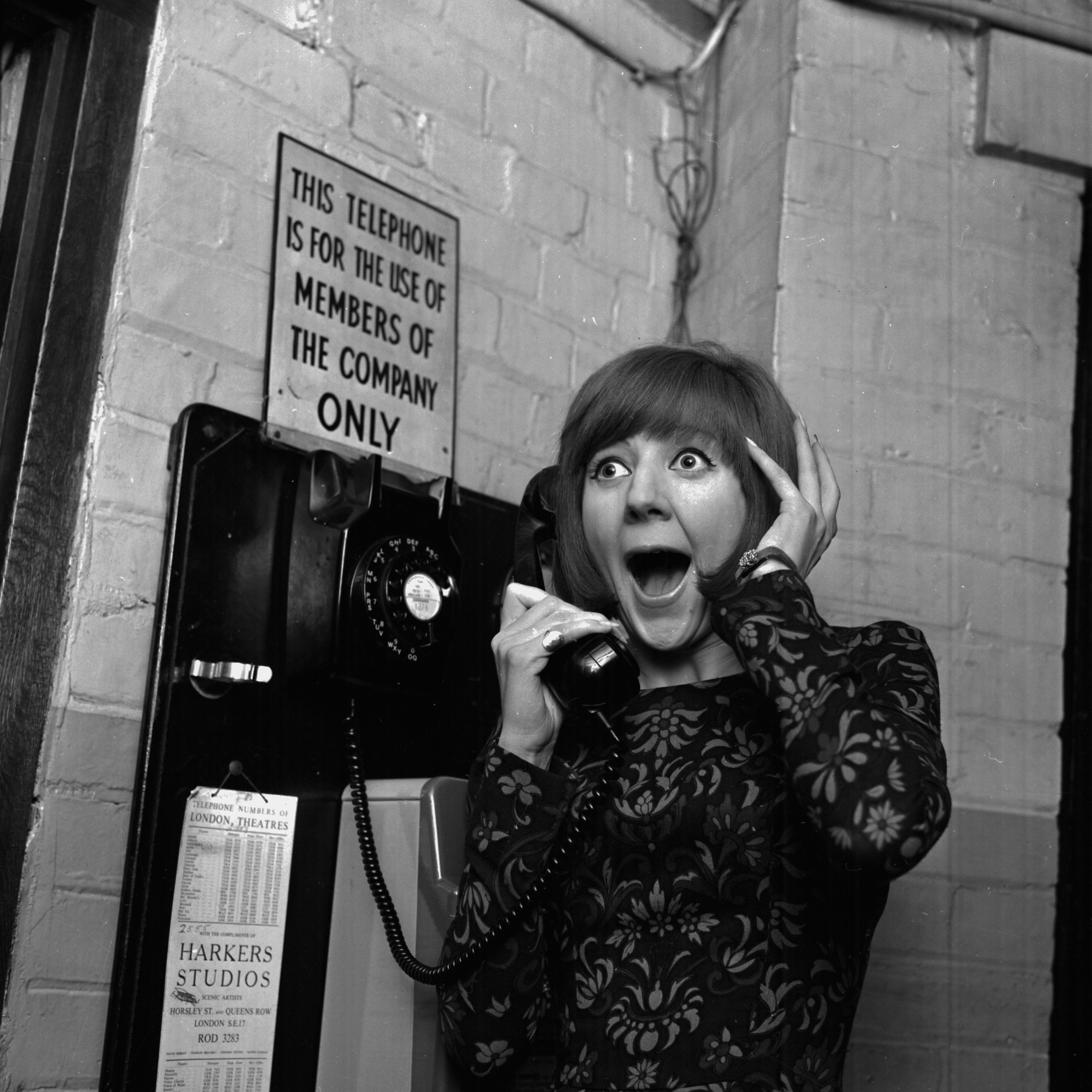 Cilla Black, 72; was beloved British singer, TV fixture - The