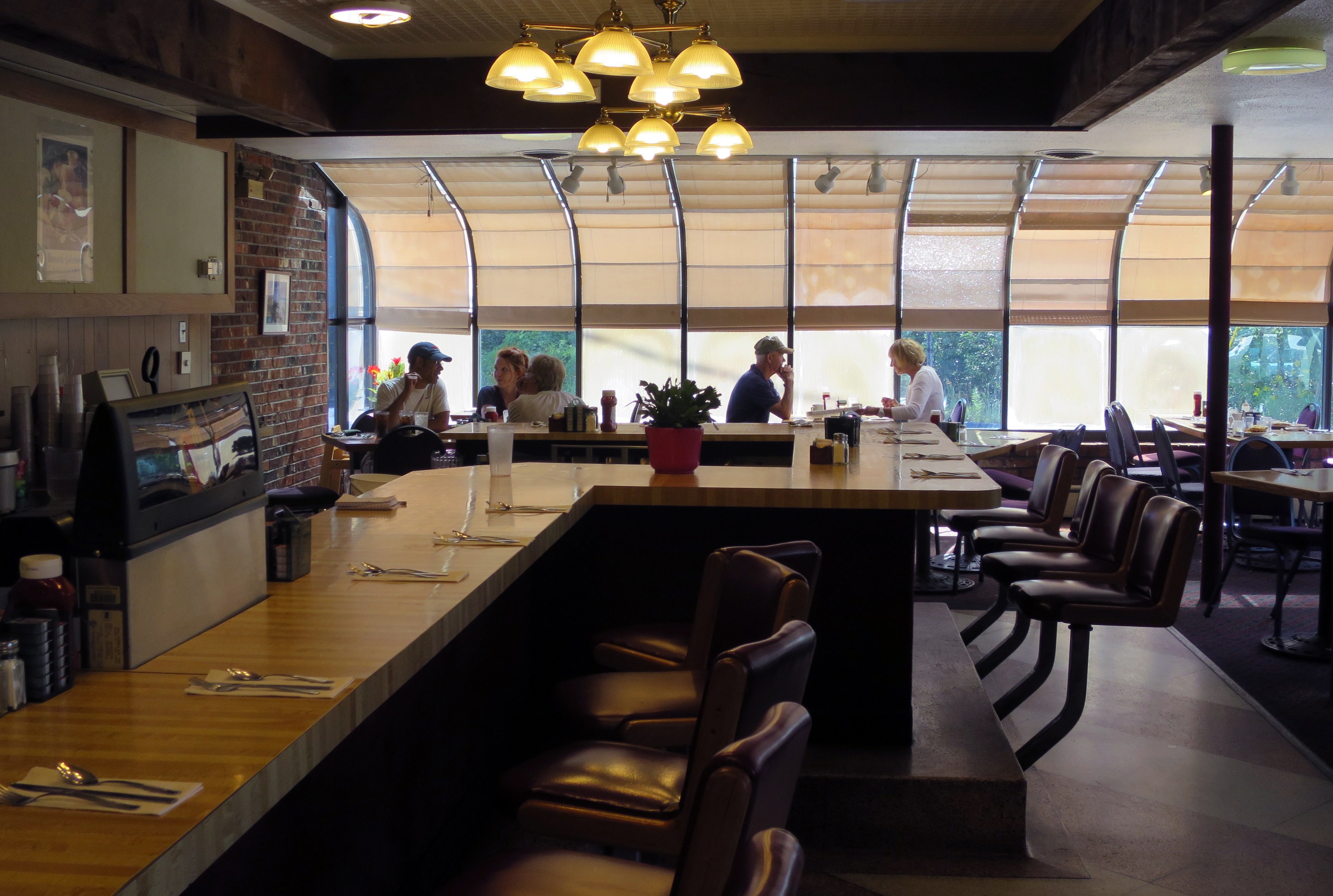 Patrons dined inside Howard Johnson's in Bangor.
