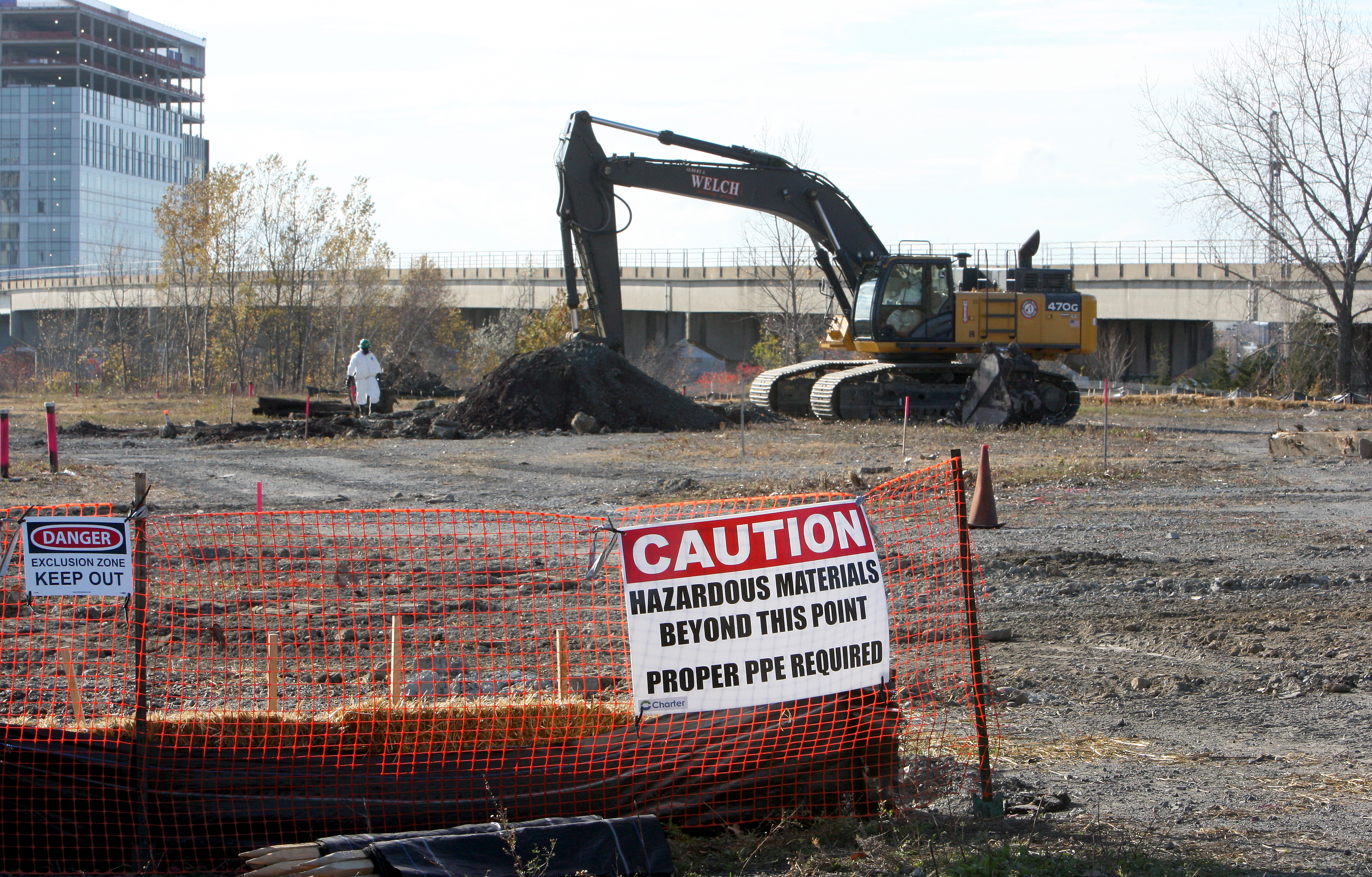 Preliminary work has begun at the planned site of the Wynn casino in Everett.