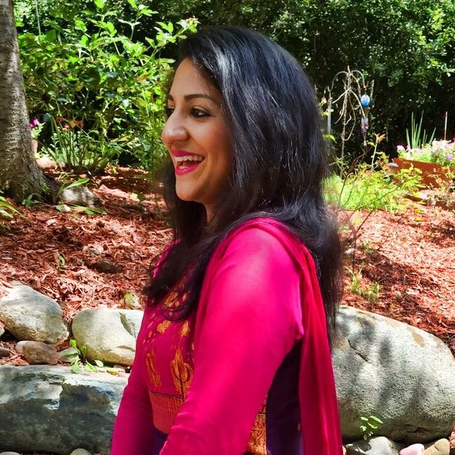 Maimuna Majumder, a PhD student at MIT, tweeted this photo with the #ILookLikeAnEngineer hashtag.