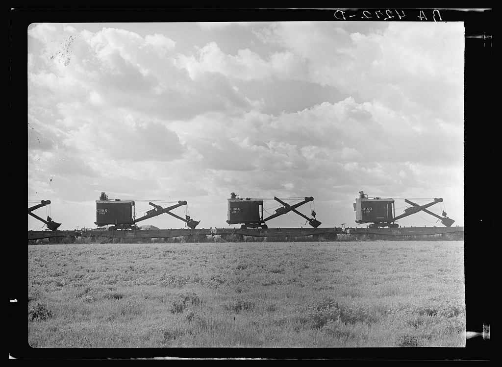Arthur Rothstein's “Steam Shovels, Cherokee County, Kansas,” from 1936.