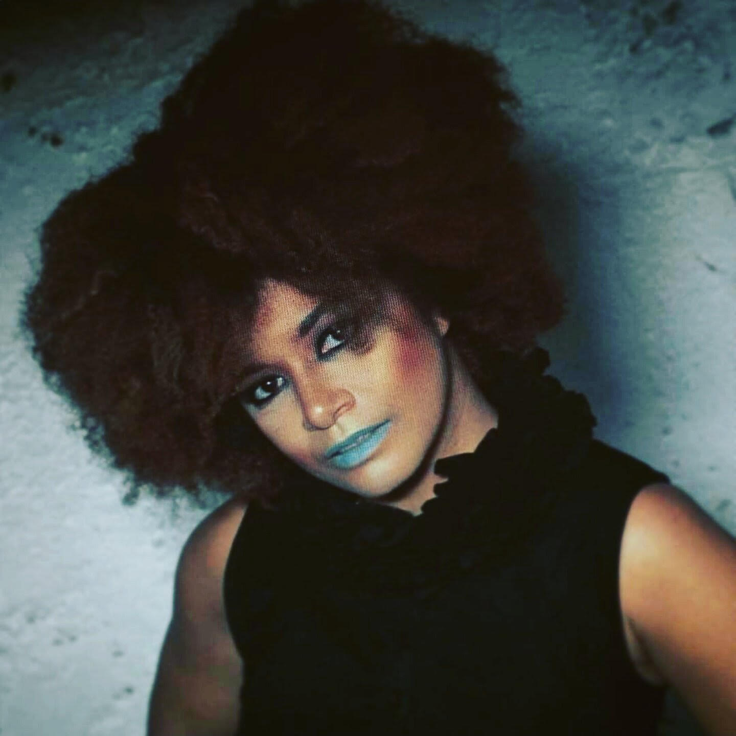 She's drawn to the book less taken - The Boston Globe, image size:1440x1440