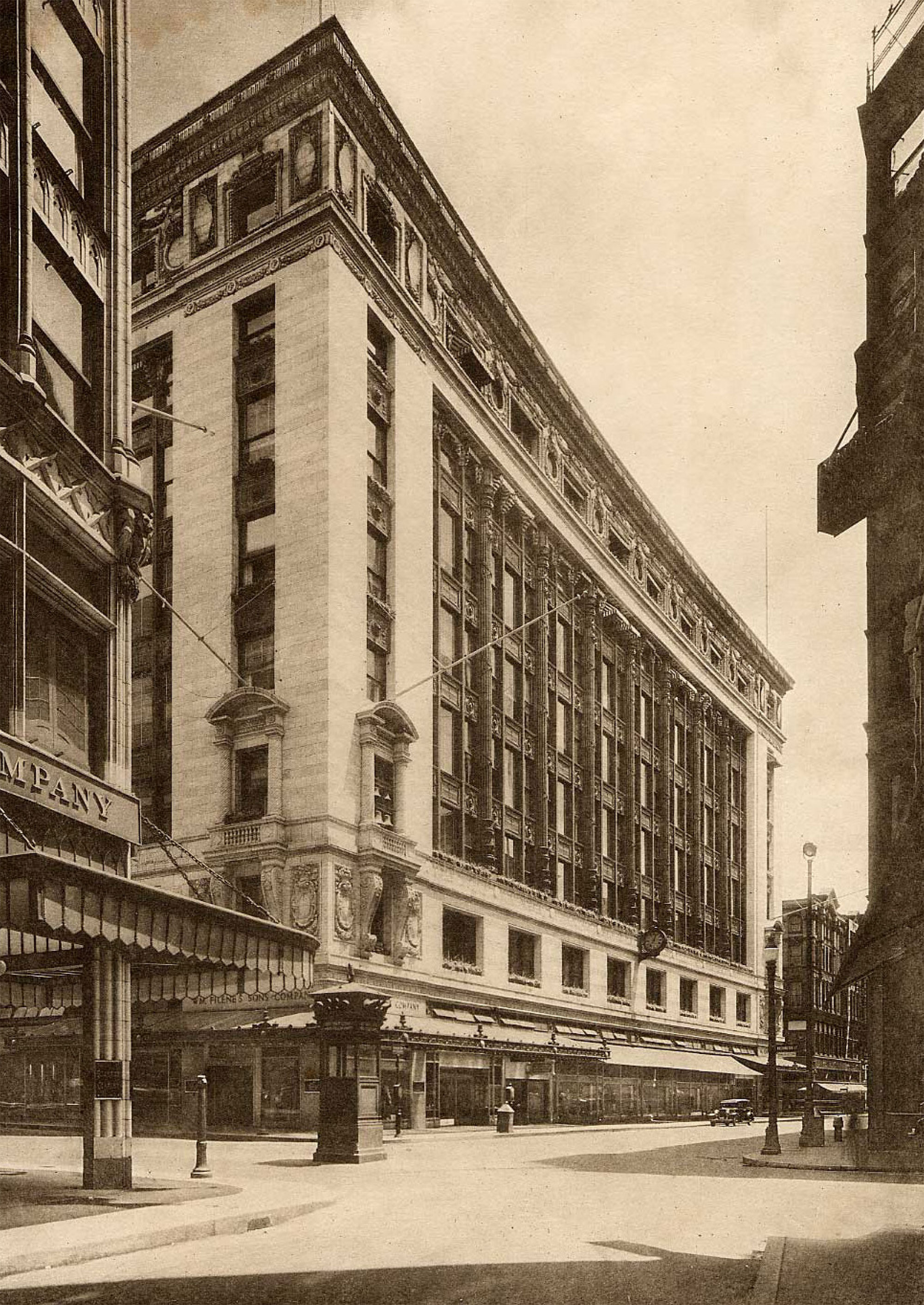 The original 1912 Filene’s building.