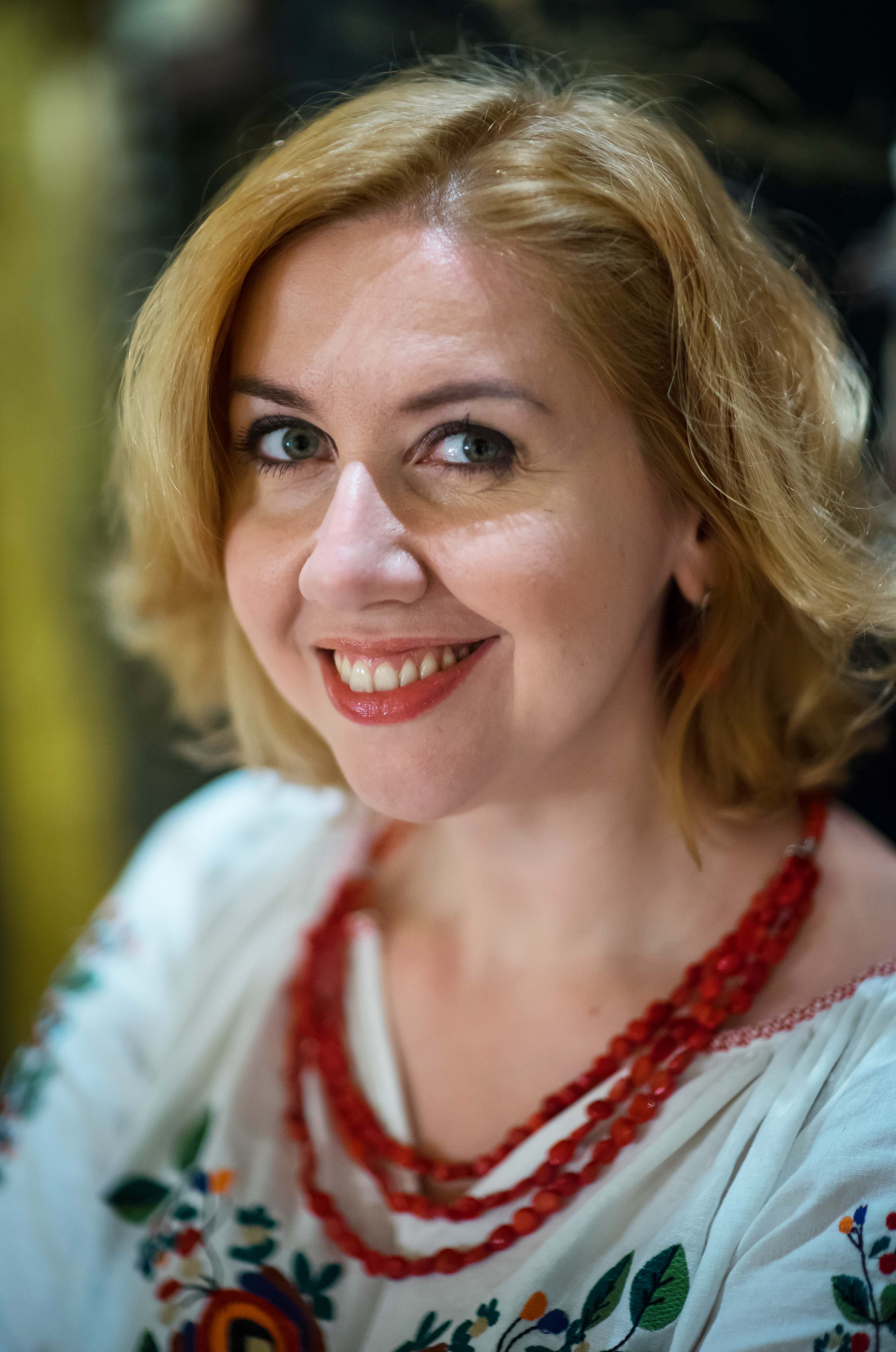 Oksana Romaniuk.