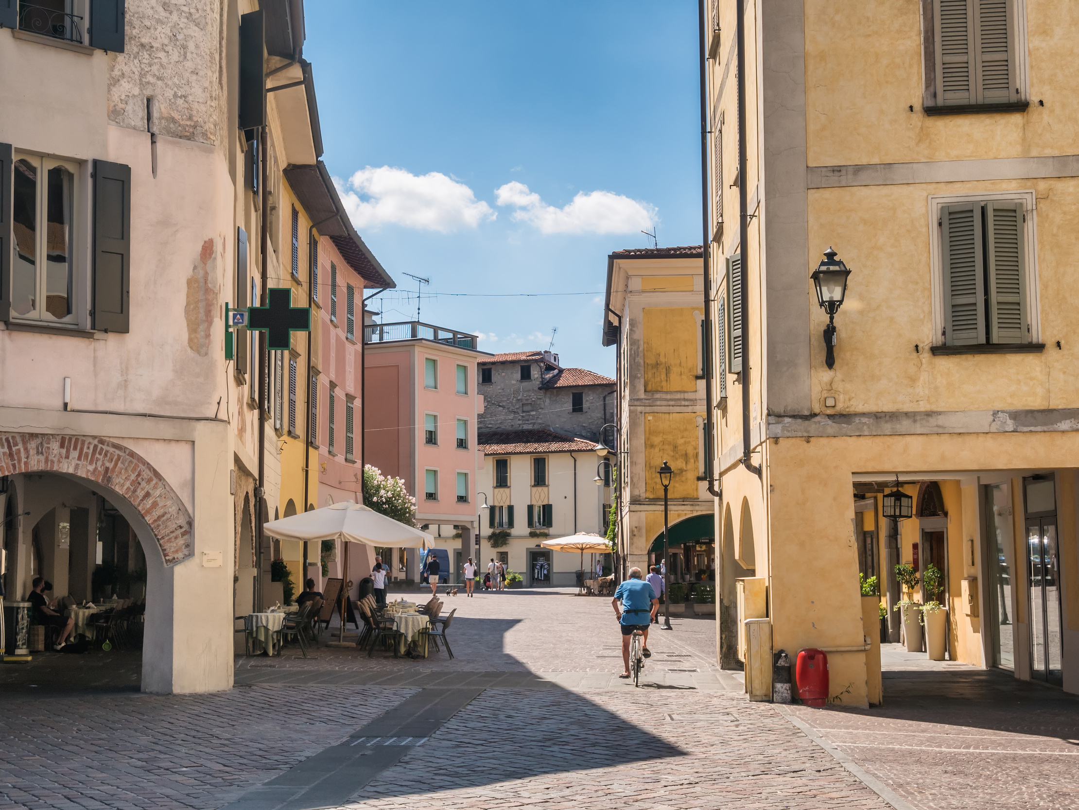 The square in the town of Iseo.