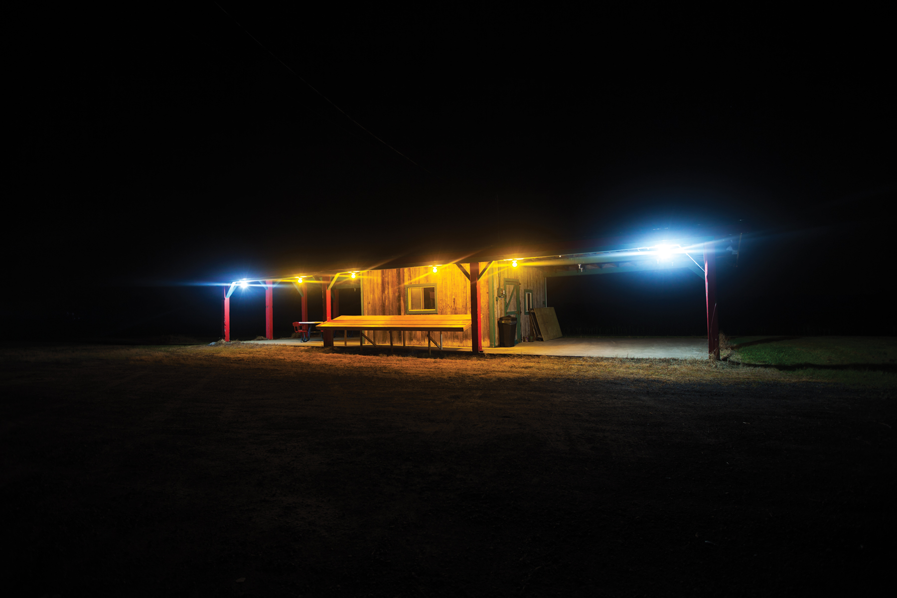 Photographer Remi Thornton’s “Canadian Farmstand” is on view at Gallery Kayafas.