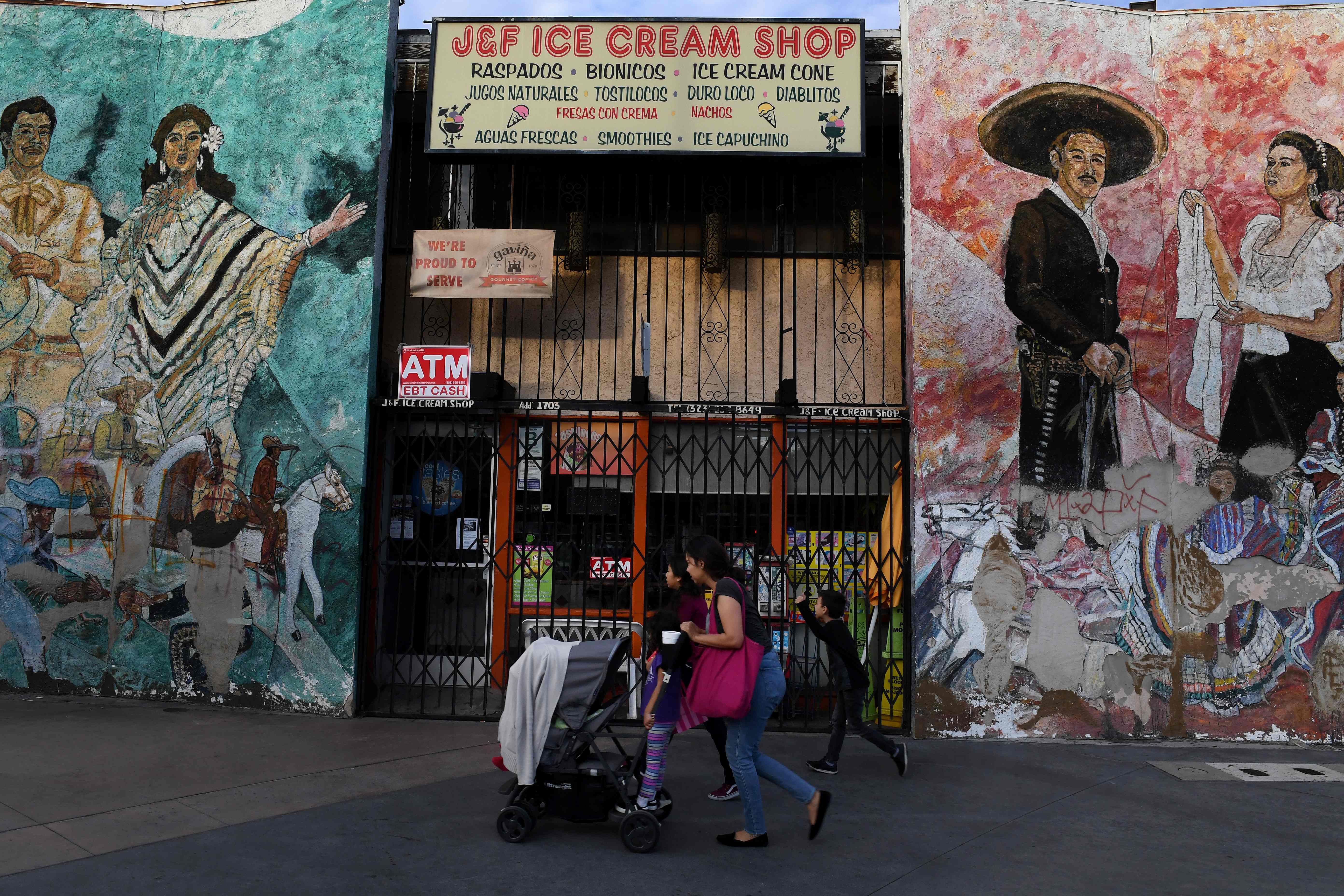 Greater Boston home to 180,000 undocumented immigrants, report finds - The Boston Globe