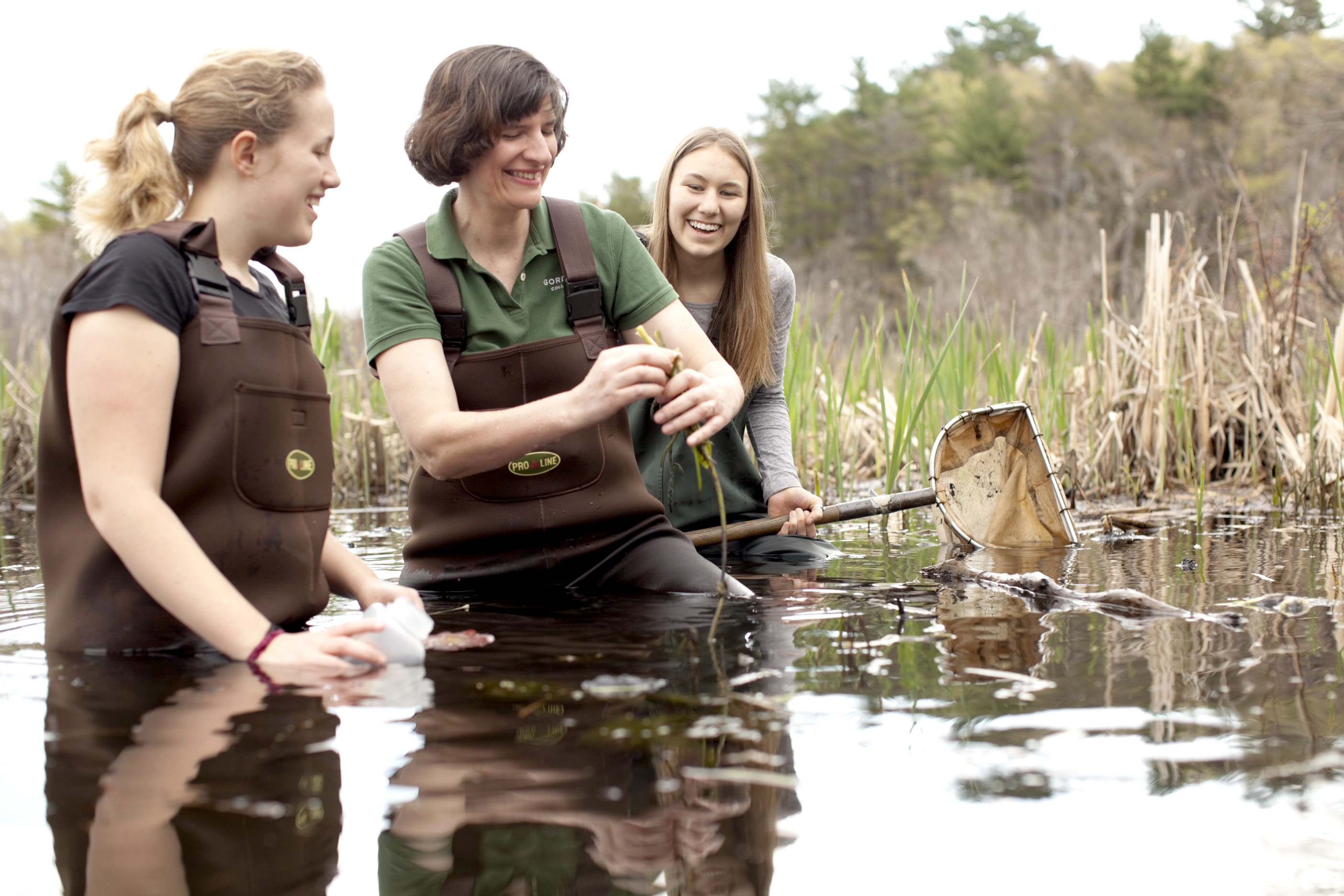 Dorothy Boorse, shown with some students, teaches courses in biology and environmental science at Gordon College, a Christian school in Wenham.