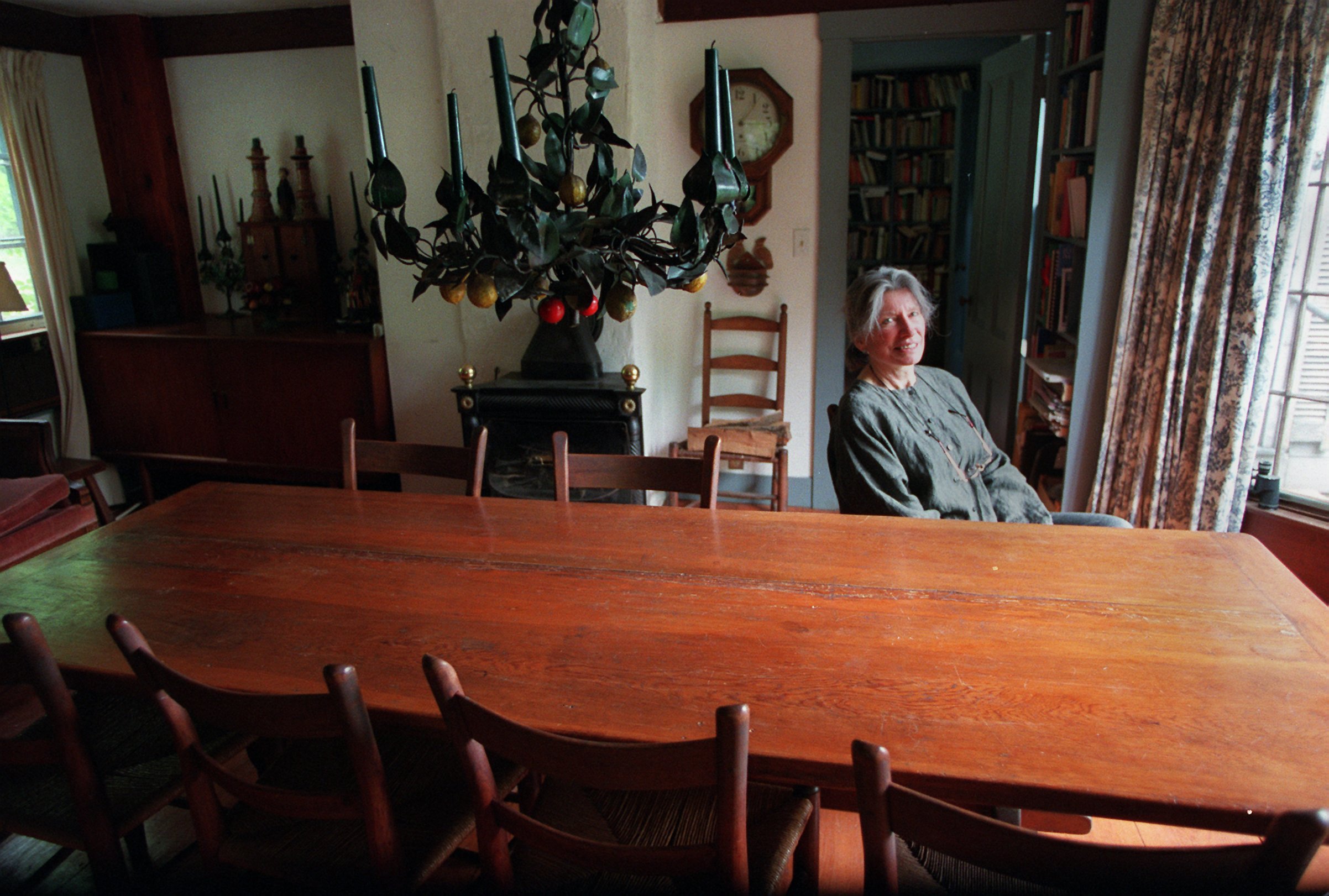 “I loved to draw and thought possibly I would be an illustrator when I grew up,” Ms. Langton said in the 1995 interview. Then a biography of Marie Curie prompted her to pursue science.