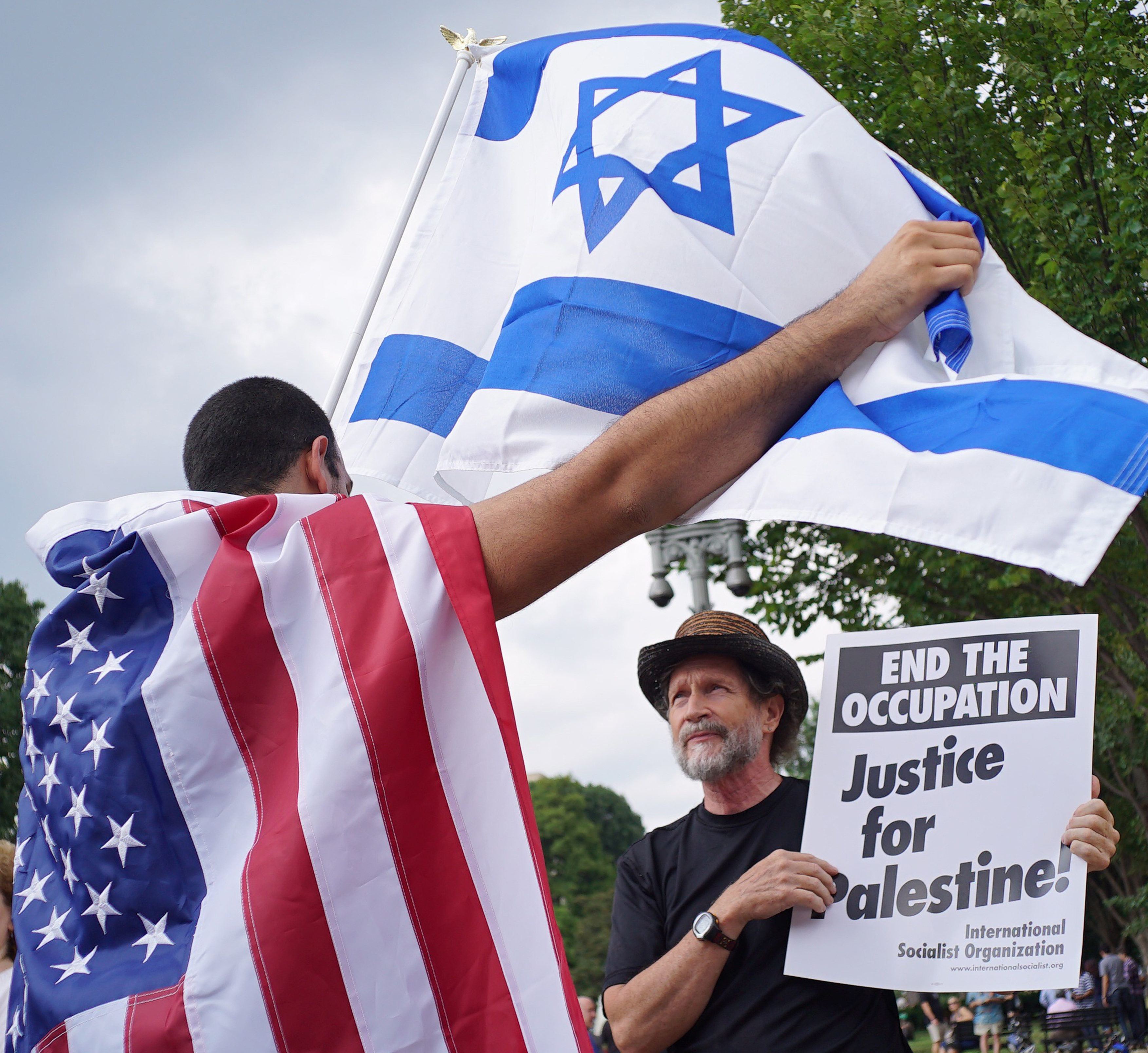 A supporter of Israel argued with a supporter of Palestine during a demonstration on Aug. 9 in Washington, D.C.