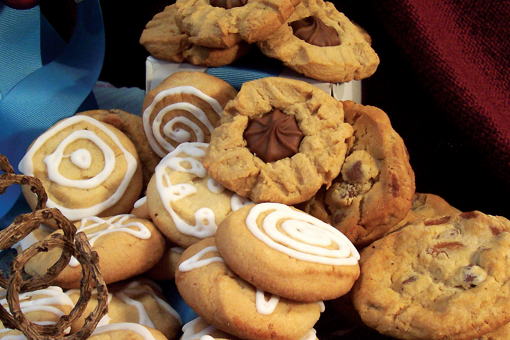 The White Mountains Inn to Inn Holiday Cookie and Candy Tour includes treats from the Inn at Crystal Lake.