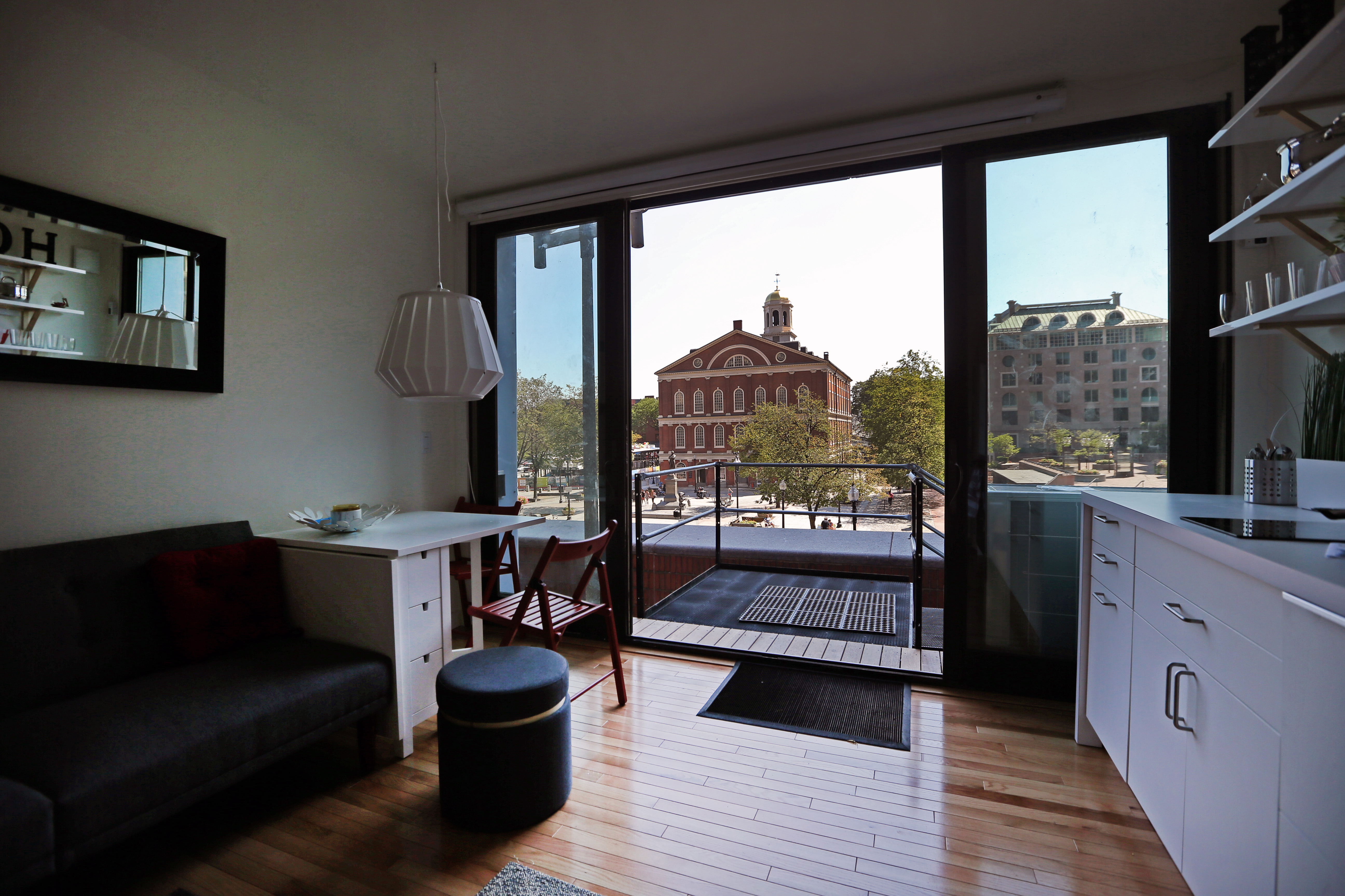 Space-saving design helps the uHu seem larger than it is.