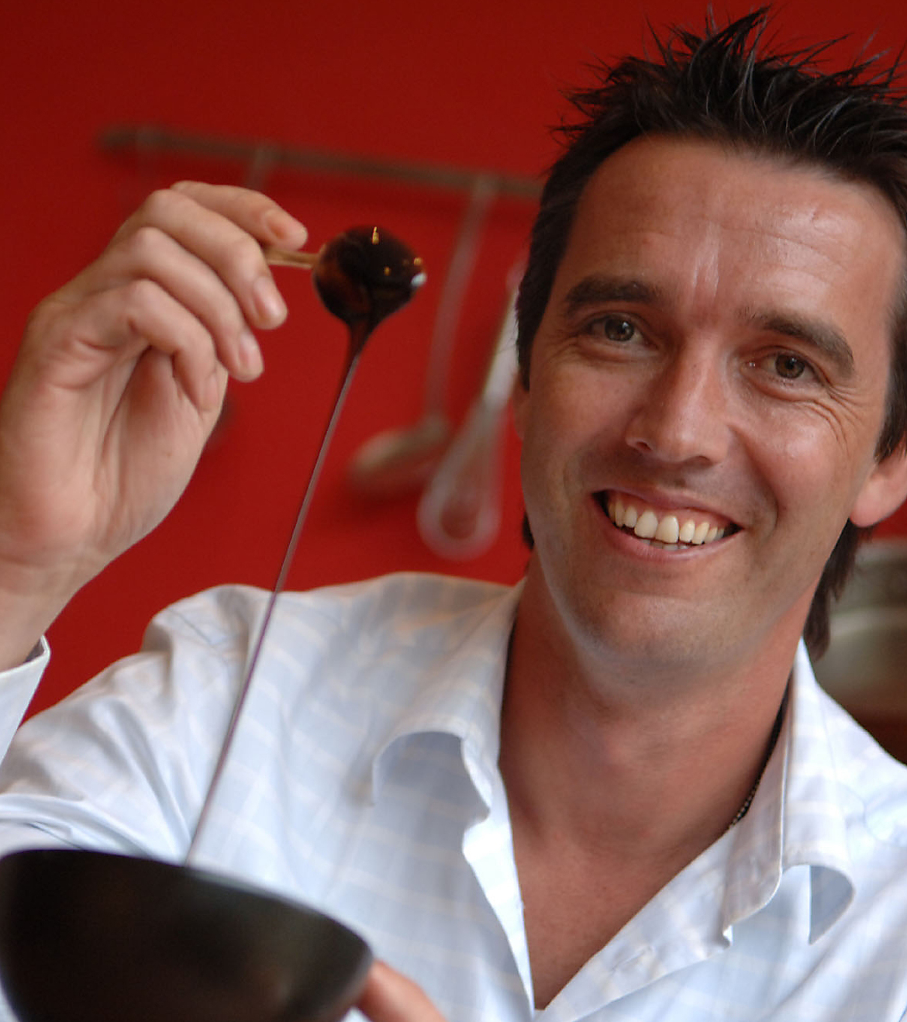 Popular chef Kevin Dundon will cook up modern takes on Irish staples at the iFest, coming to Boston this fall.