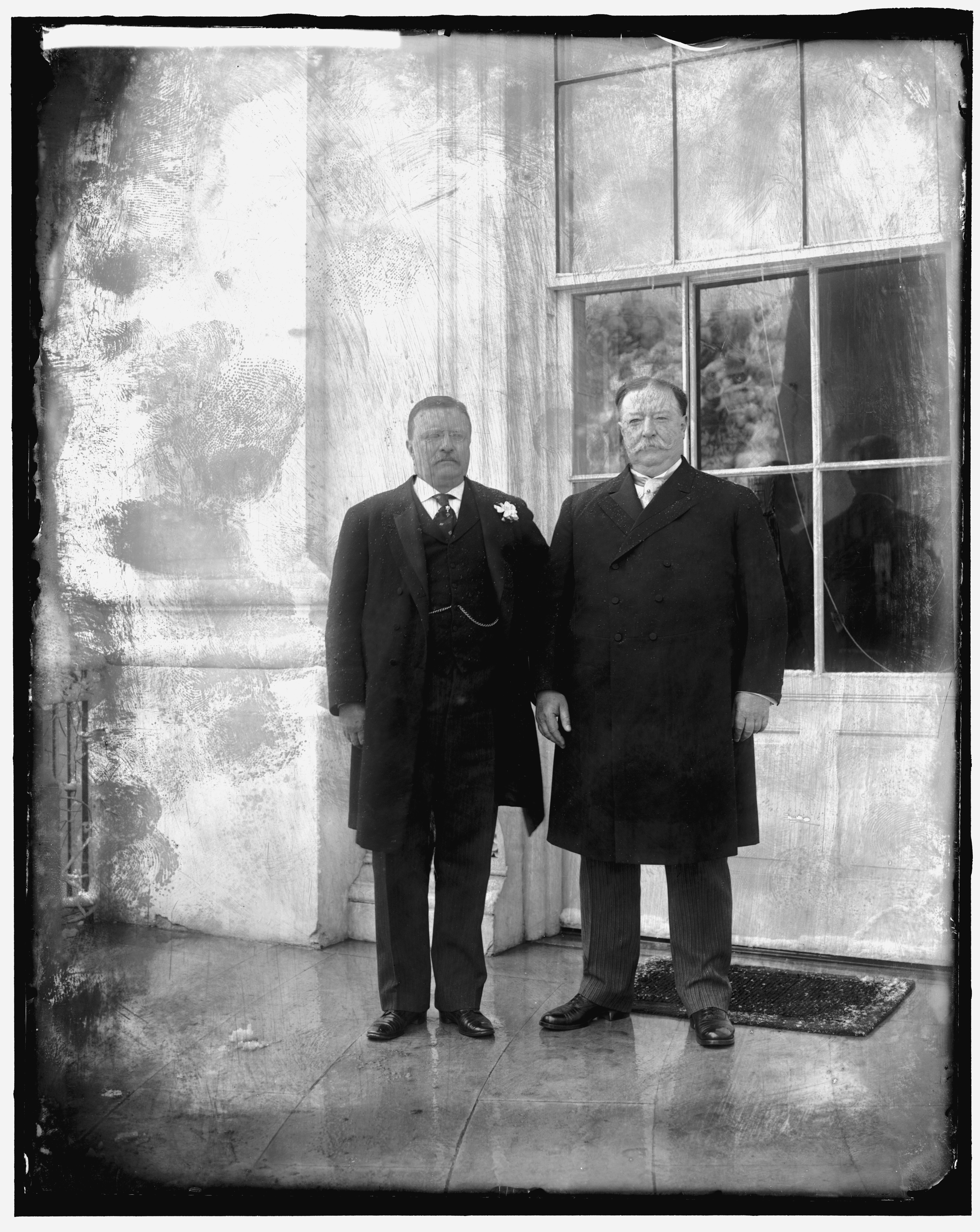 Theodore Roosevelt (left) and William Howard Taft at Taft’s 1909 inauguration as president.