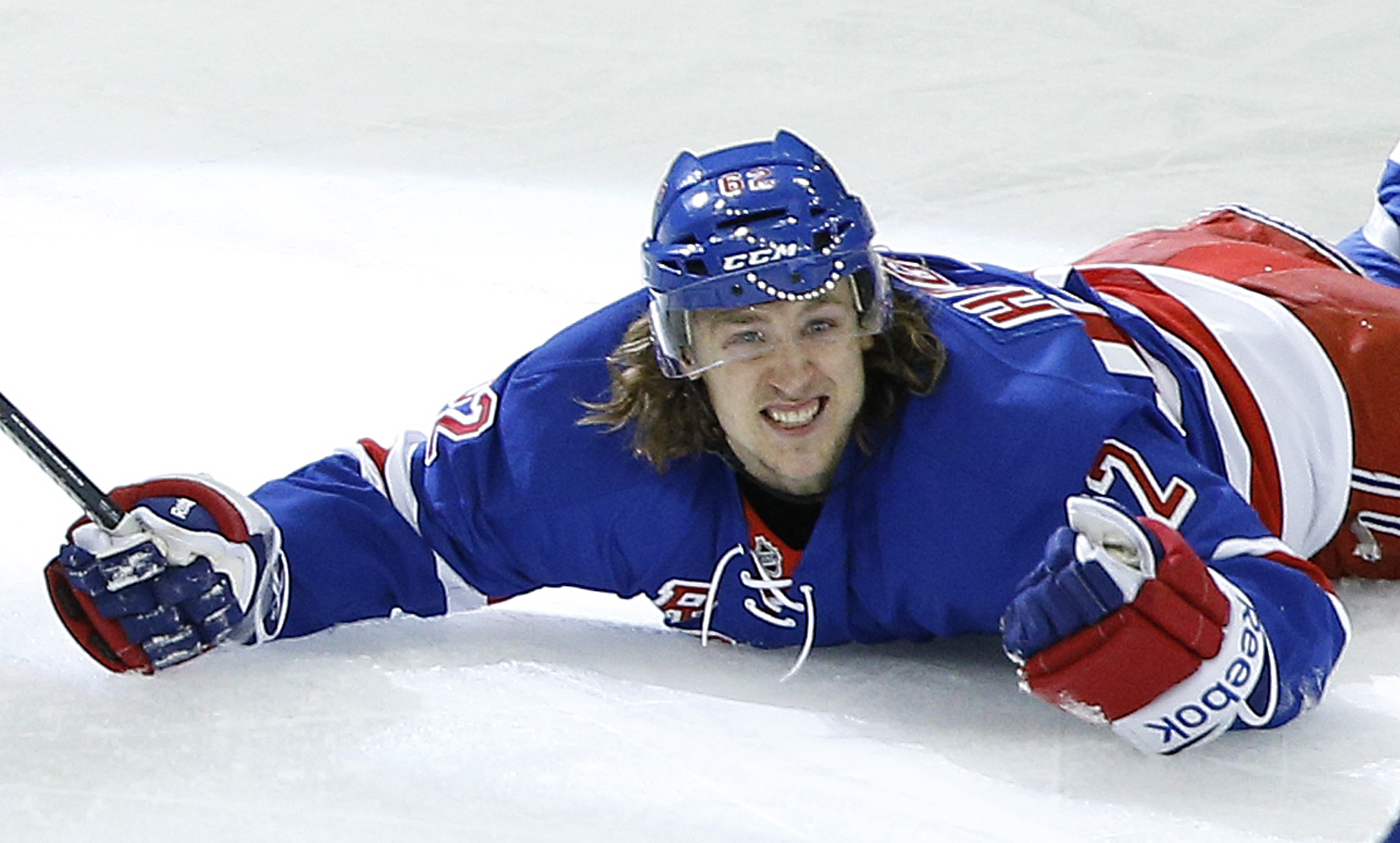Carl Hagelin signed a four-year, $16 million extension on Aug. 14.