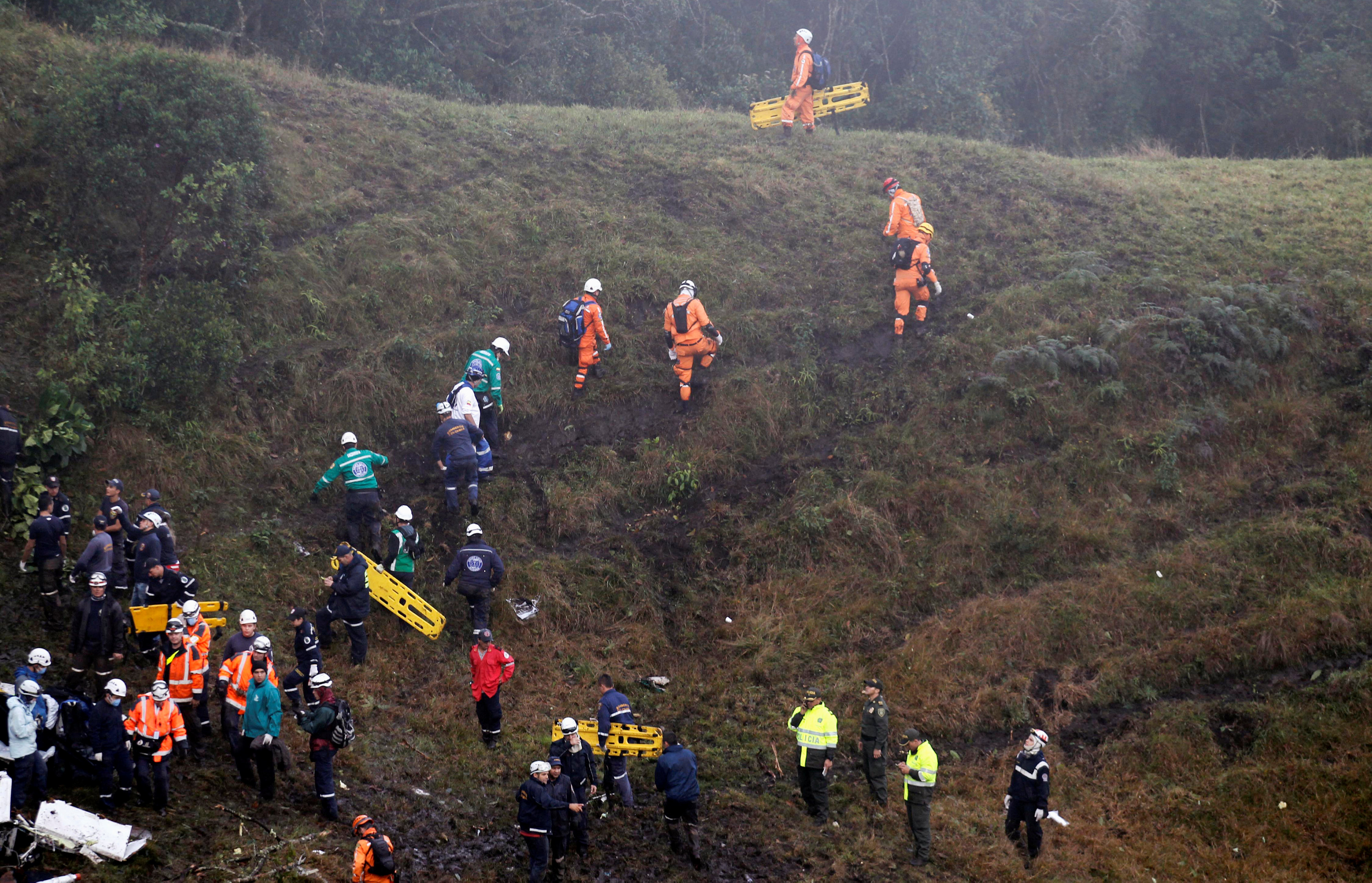 Photos Plane carrying Brazilian soccer team crashes, killing 76 The Boston Globe