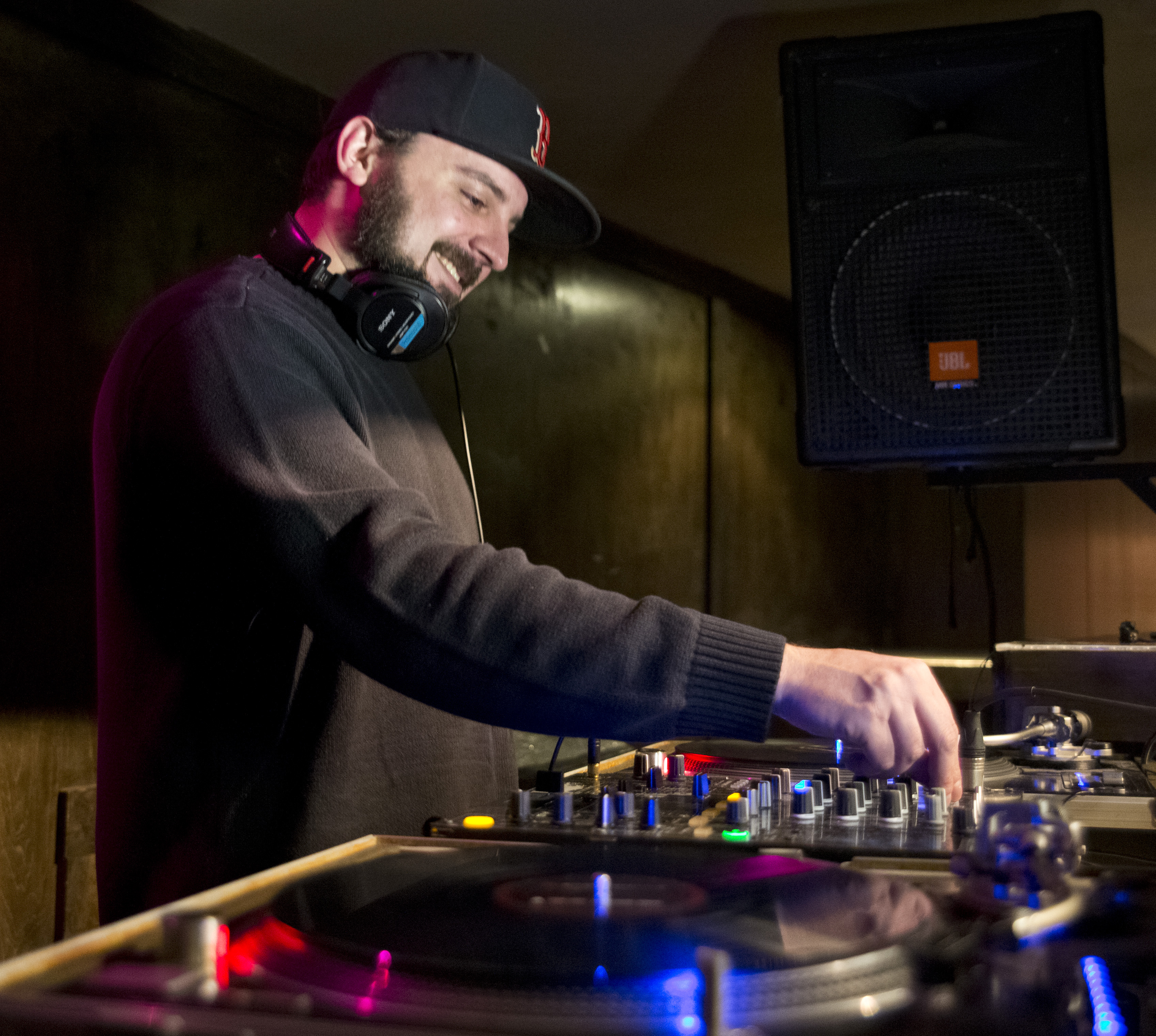 Producer Moldy recently spinning tunes at Good Life bar.