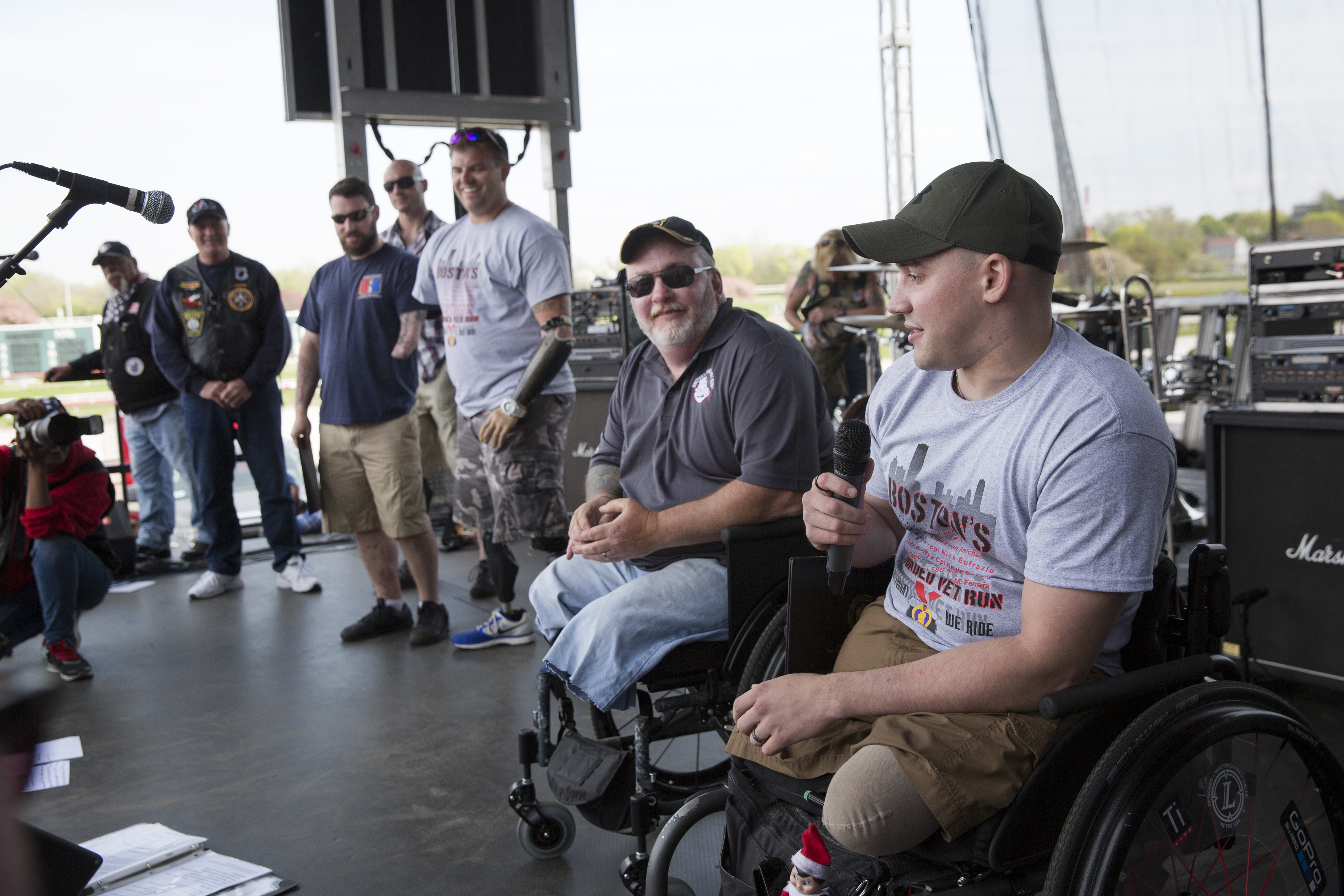 Honoree veterans Aaron Alonso (far right) and Mike Downing (second to right) shared their stories.