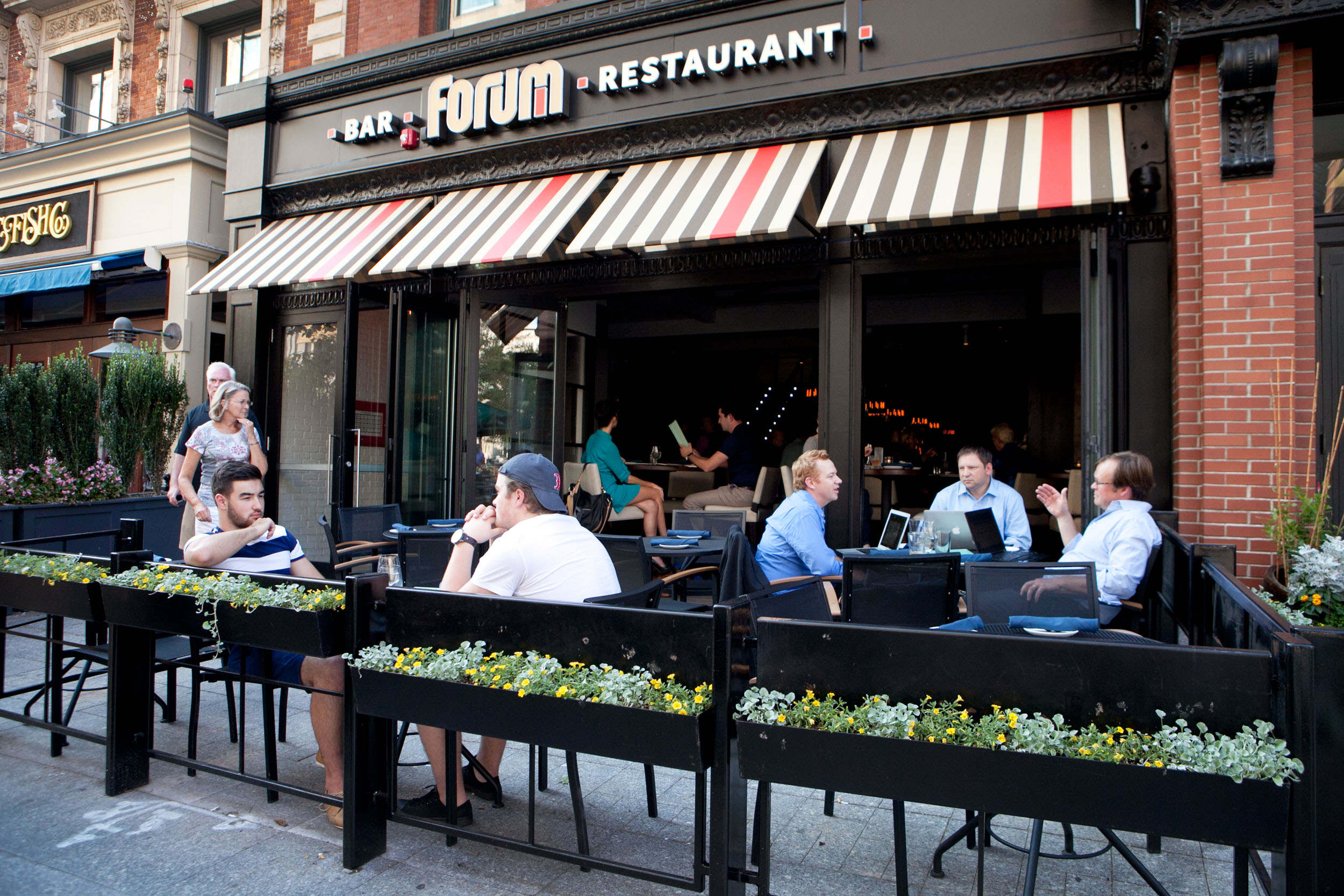 Another Stephi’s, Bar Louie in Fenway and Toro takes NYC The Boston Globe