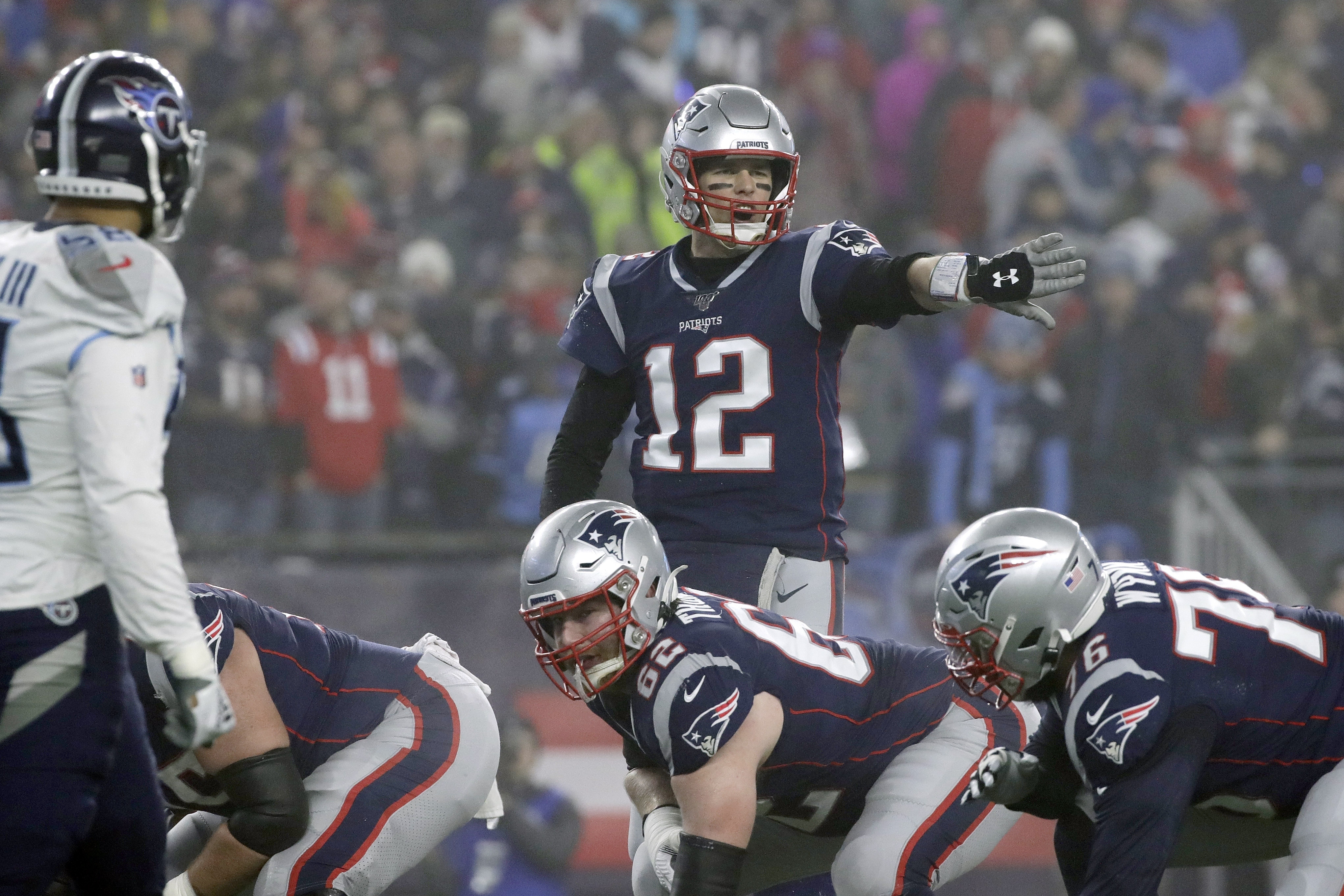 Tom Brady tries to audible at the line of scrimmage as the Patriots threatened to score from the Titans 1.