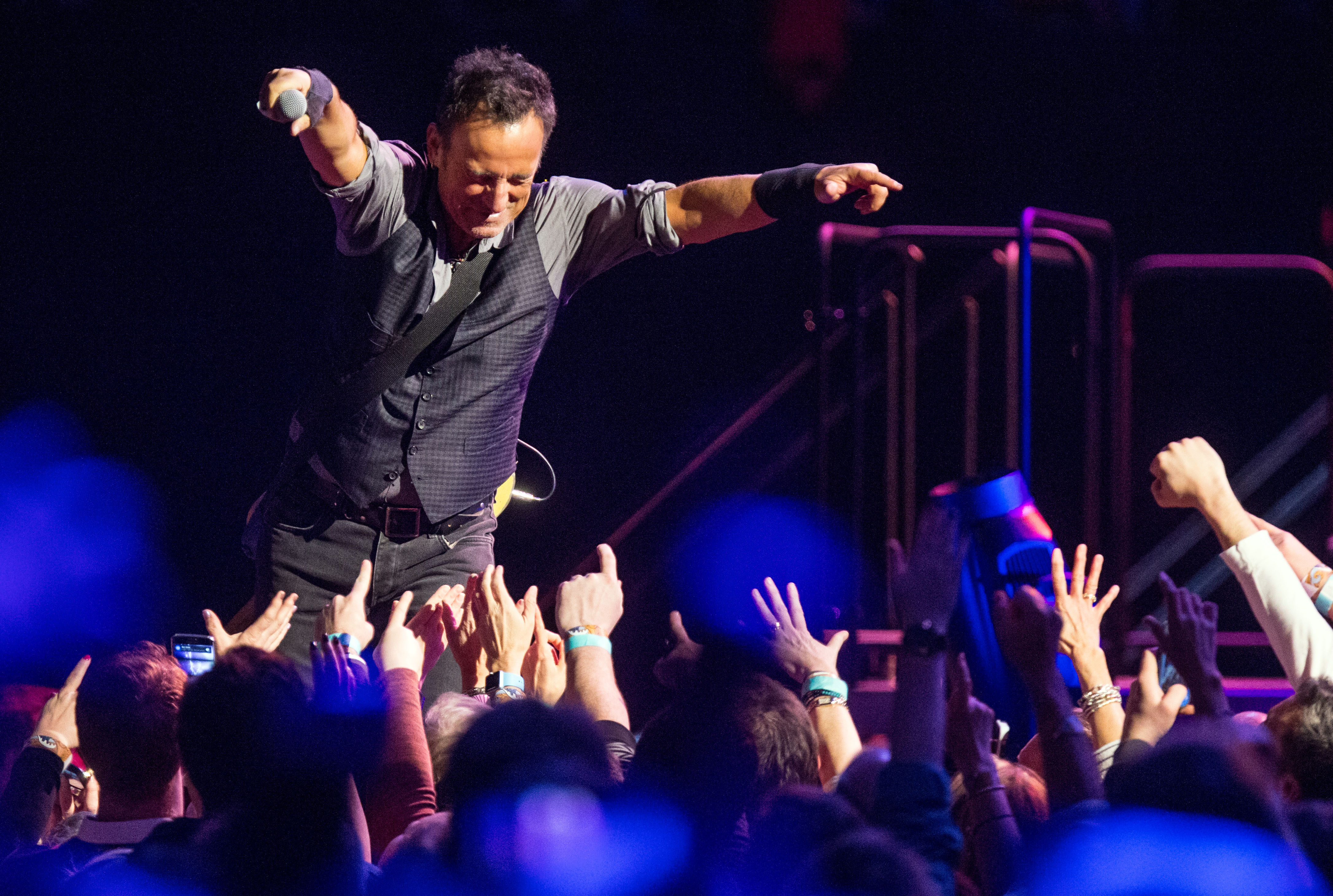 For Bruce Springsteen at the Garden, 'The River' rolls on - The