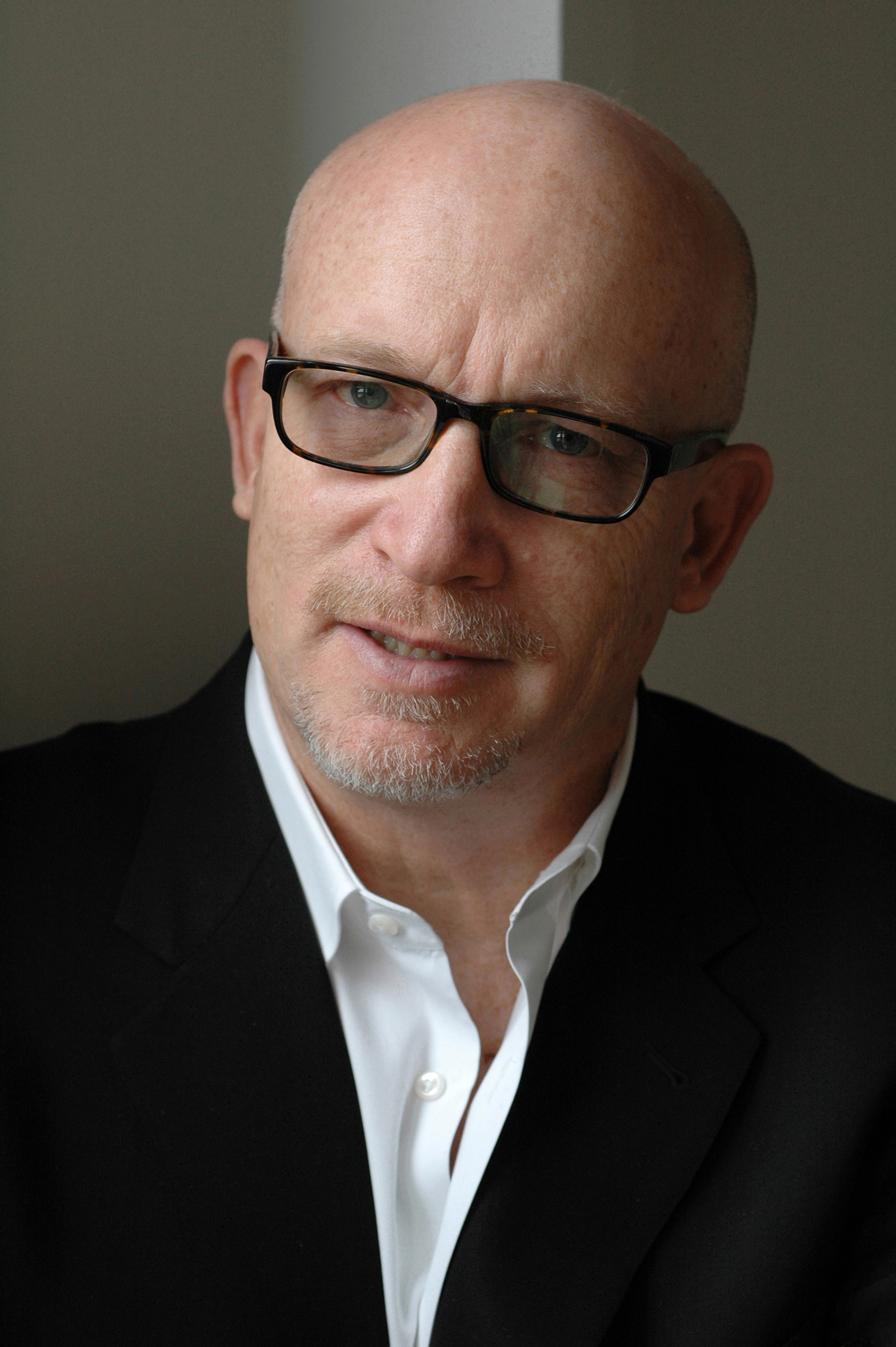 Alex Gibney.
