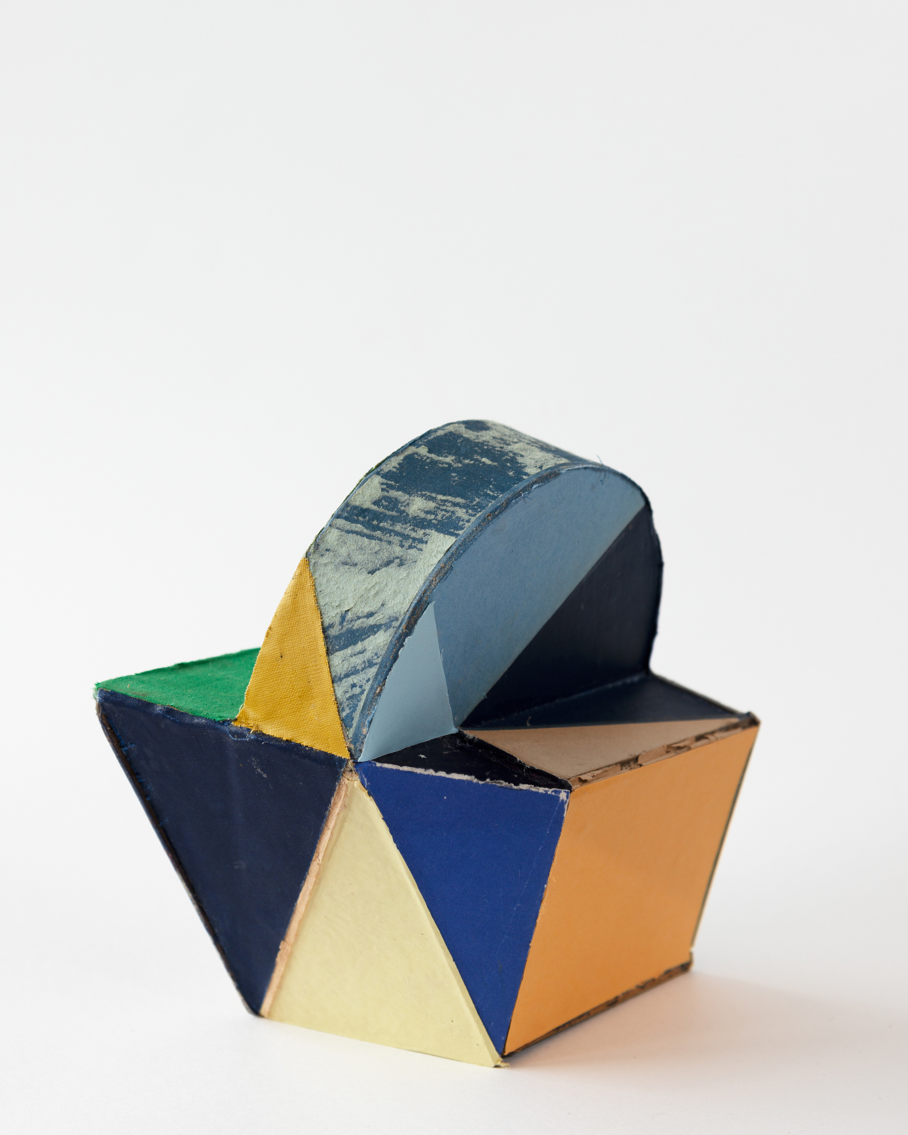 Conny Goelz Schmitt creates interactive sculptures like this one titled "What Goes Around Comes Around."