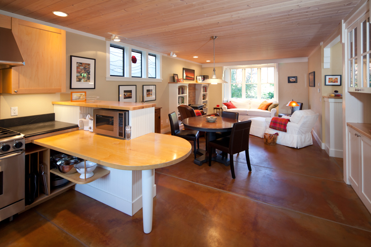 An open floor plan maximizes usable space and lets people communicate nonverbally between rooms. “The Accessible Home” (The Taunton Press)