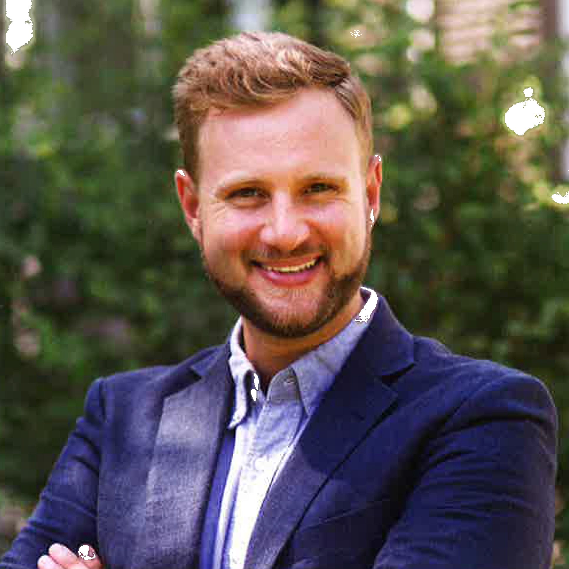 JULIAN CYR