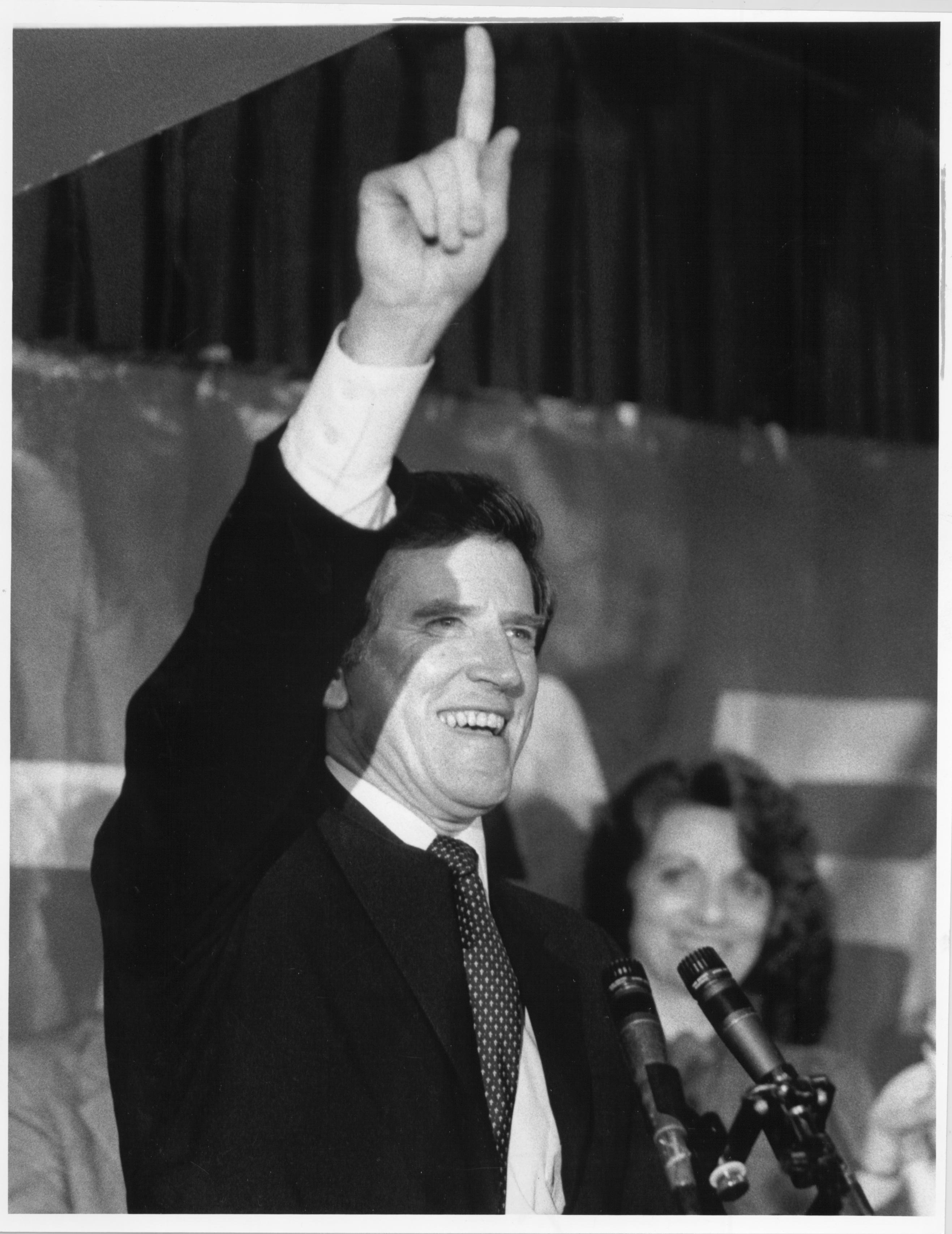 Gary Hart celebrated in Manchester after the New Hampshire primary in 1984.