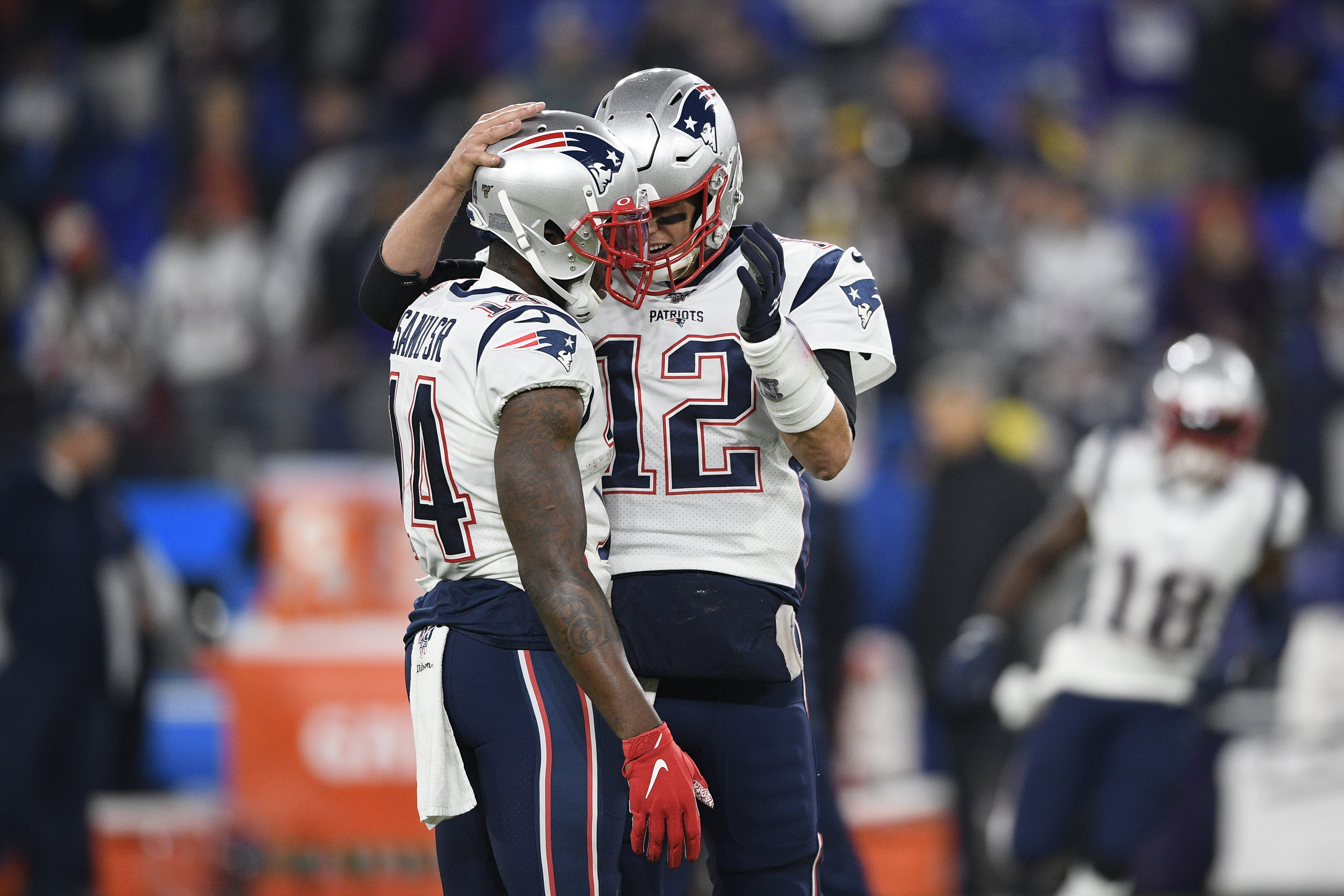 Tom Brady talked with Sanu during the Patriots’ game against the Ravens on Nov. 3.