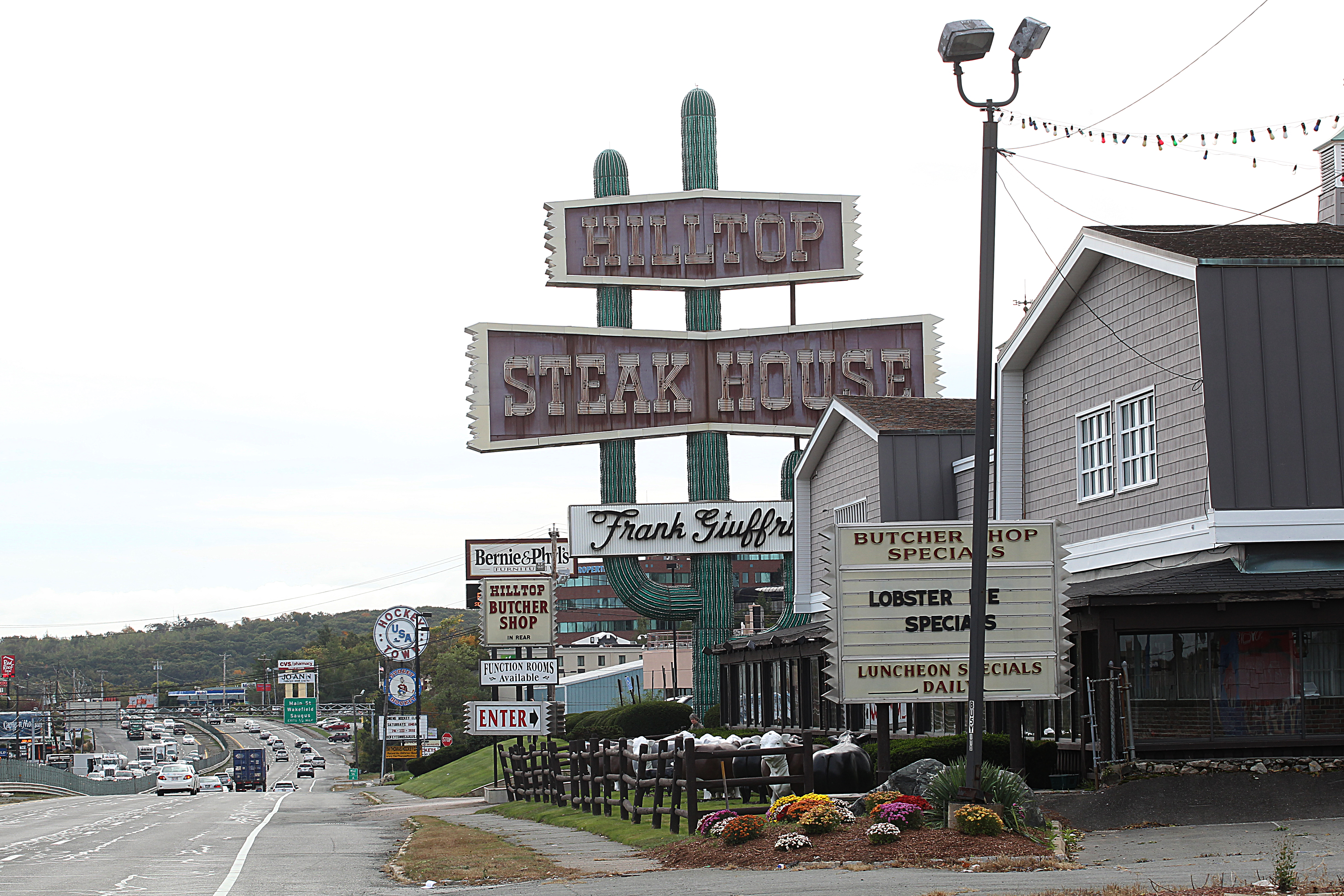 The large sign marked the entrance to Hilltop, a fixture on Route 1 in Saugus since 1961.