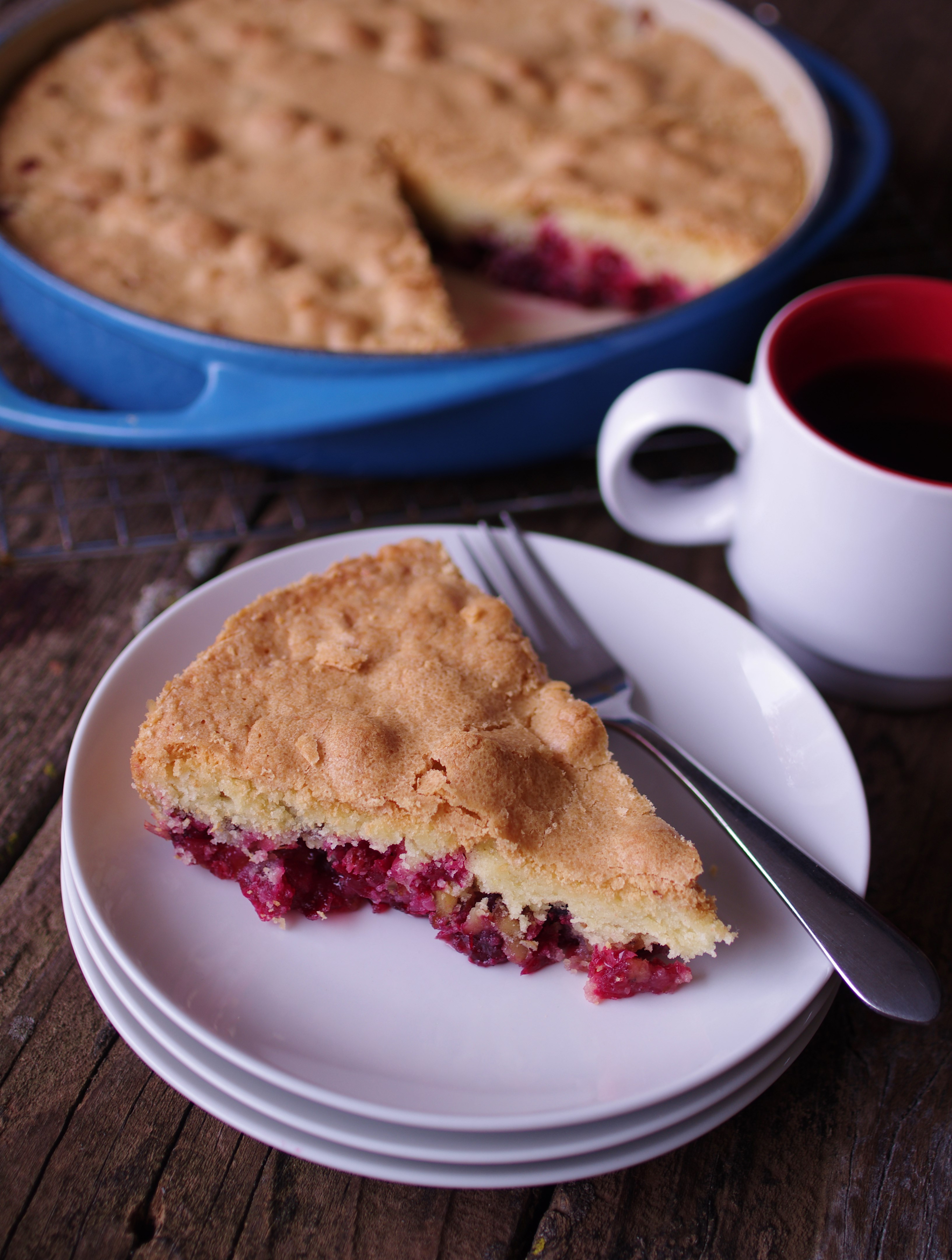Crustless cranberry pie
