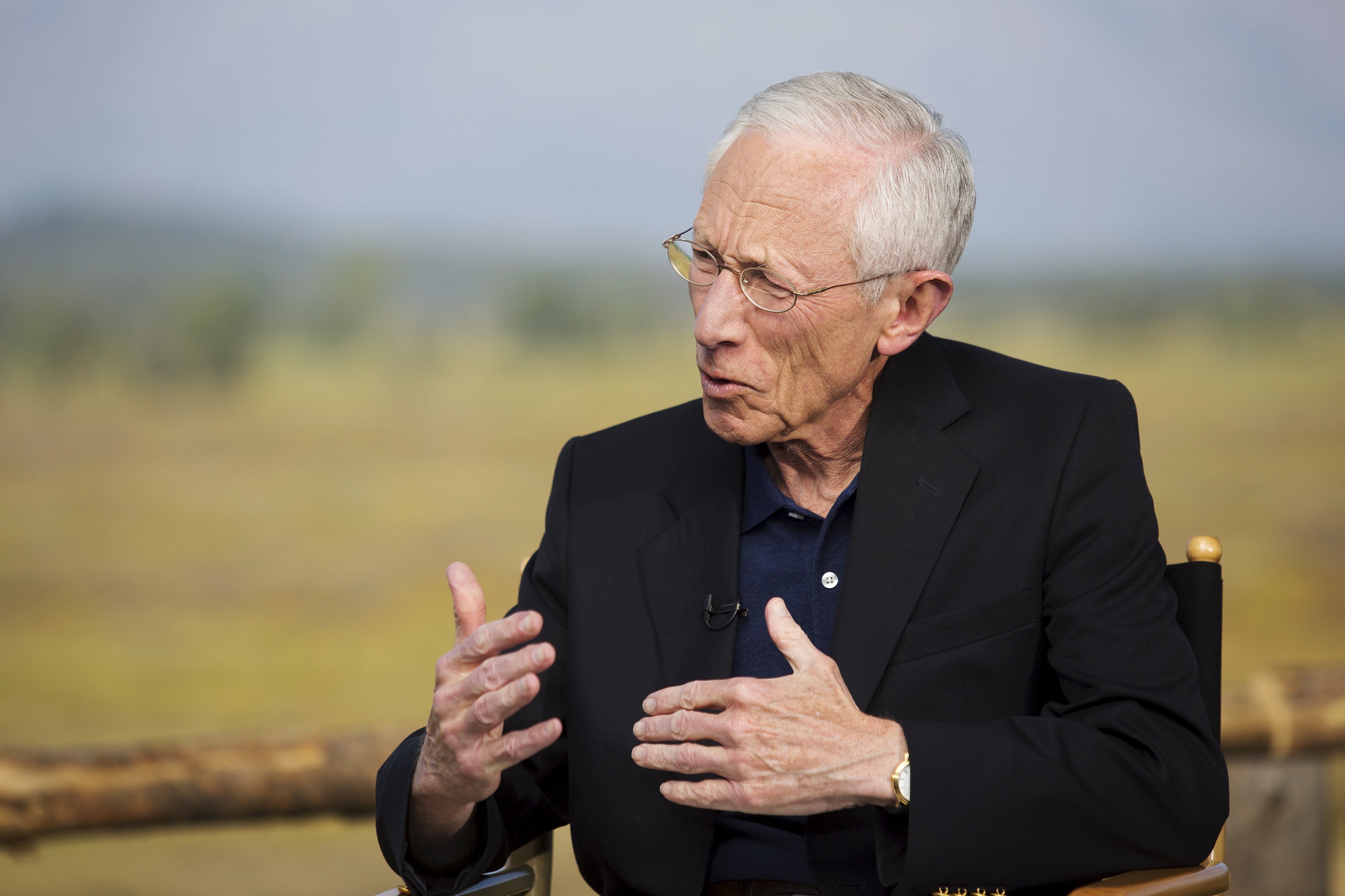 Fed vice chairman Stanley Fischer said the case for raising rates is weakened by market turmoil, but a hike will come eventually.