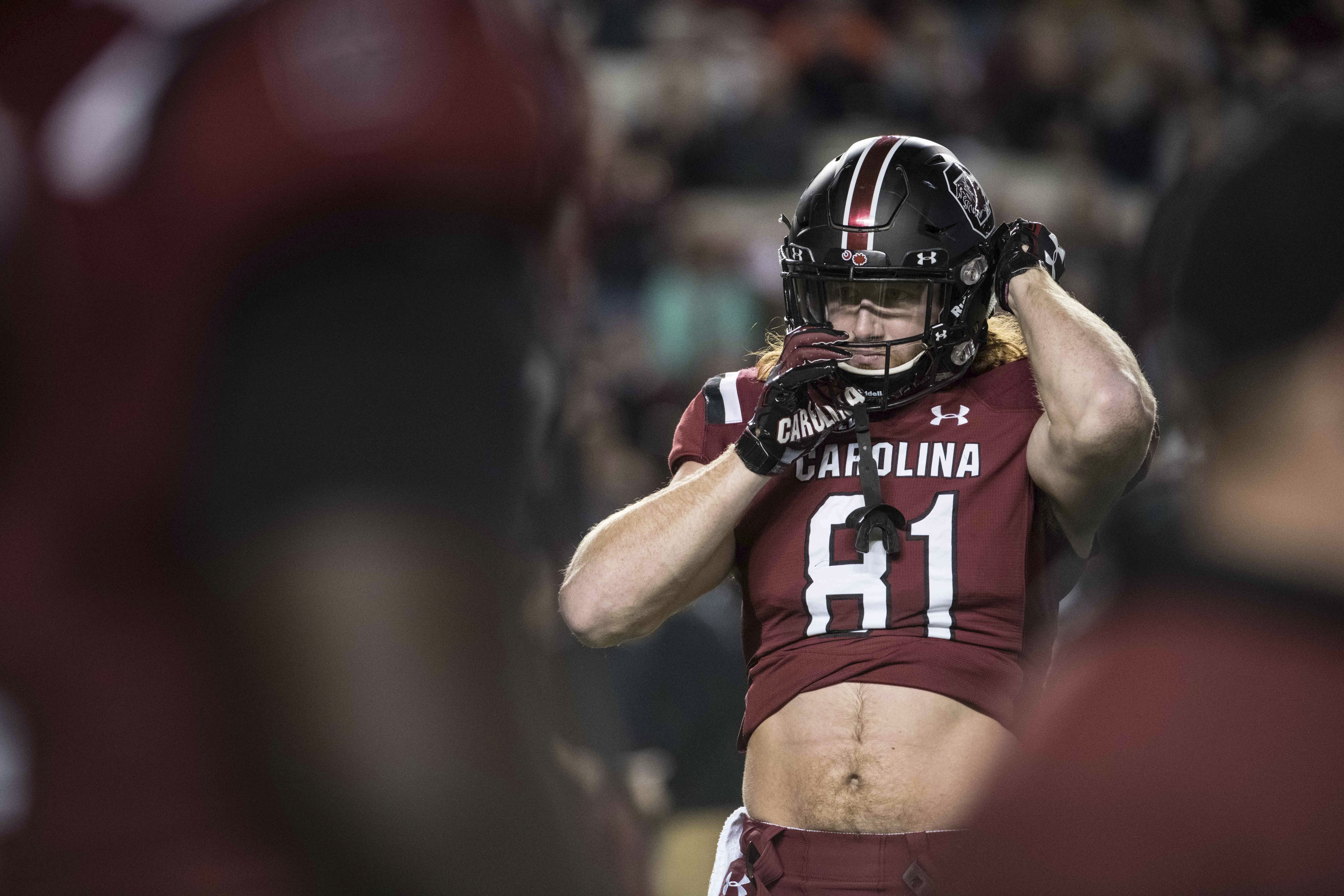 Hayden Hurst caught 44 passes for 559 yards and 2 touchdowns last season.