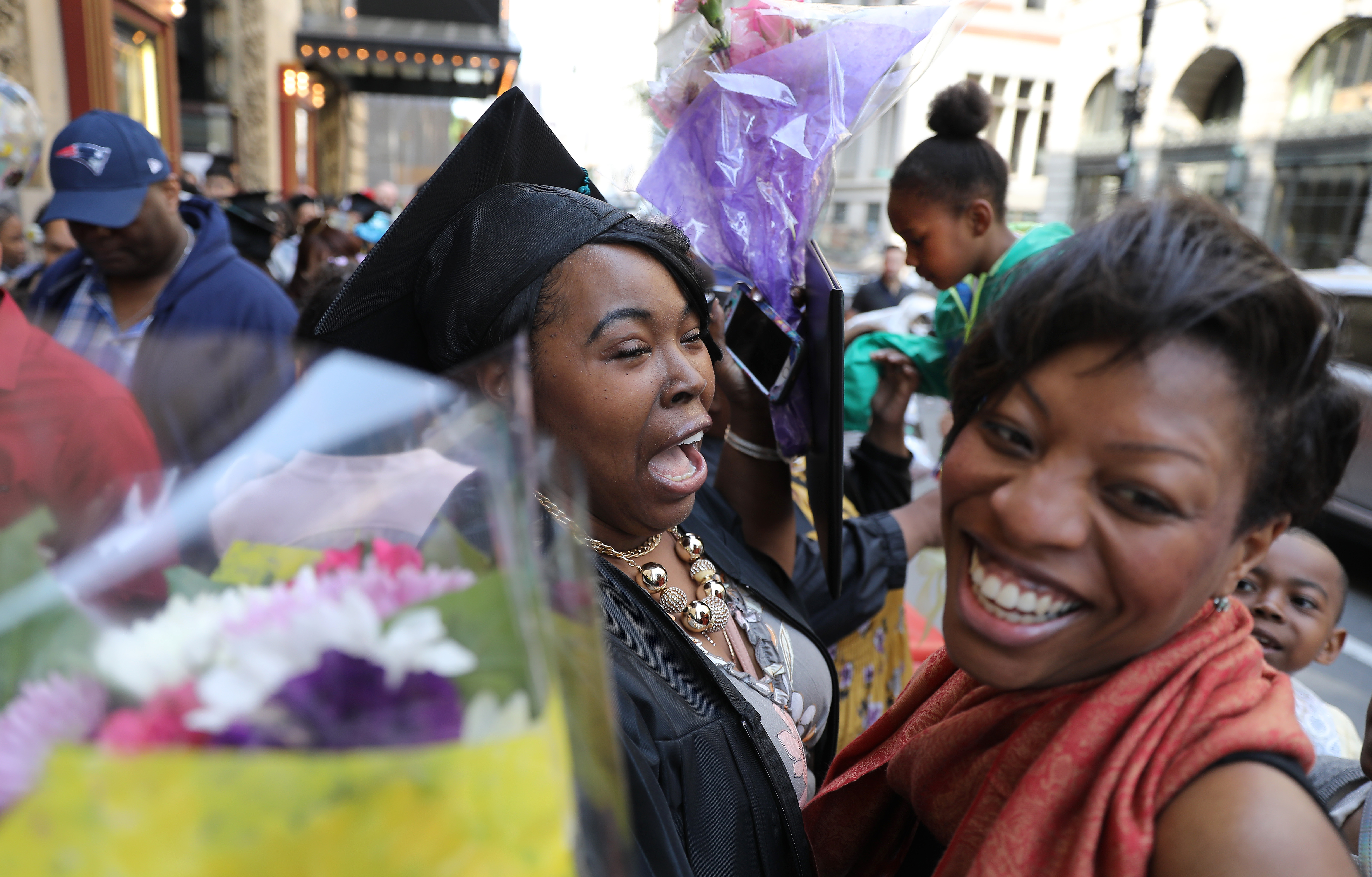 Tameka Works received flowers from her first cousin, Markia Moore.