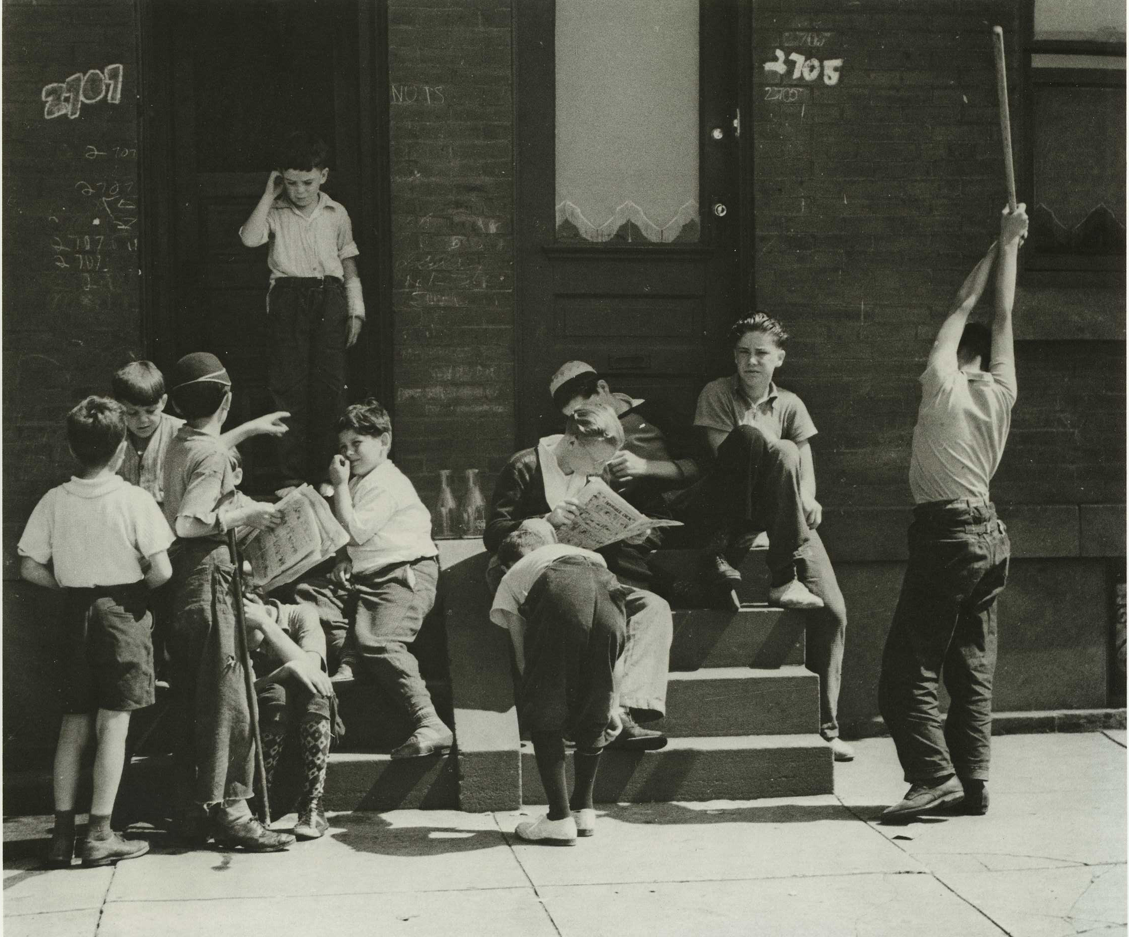 At the Addison Gallery, a look at street photography - The Boston Globe