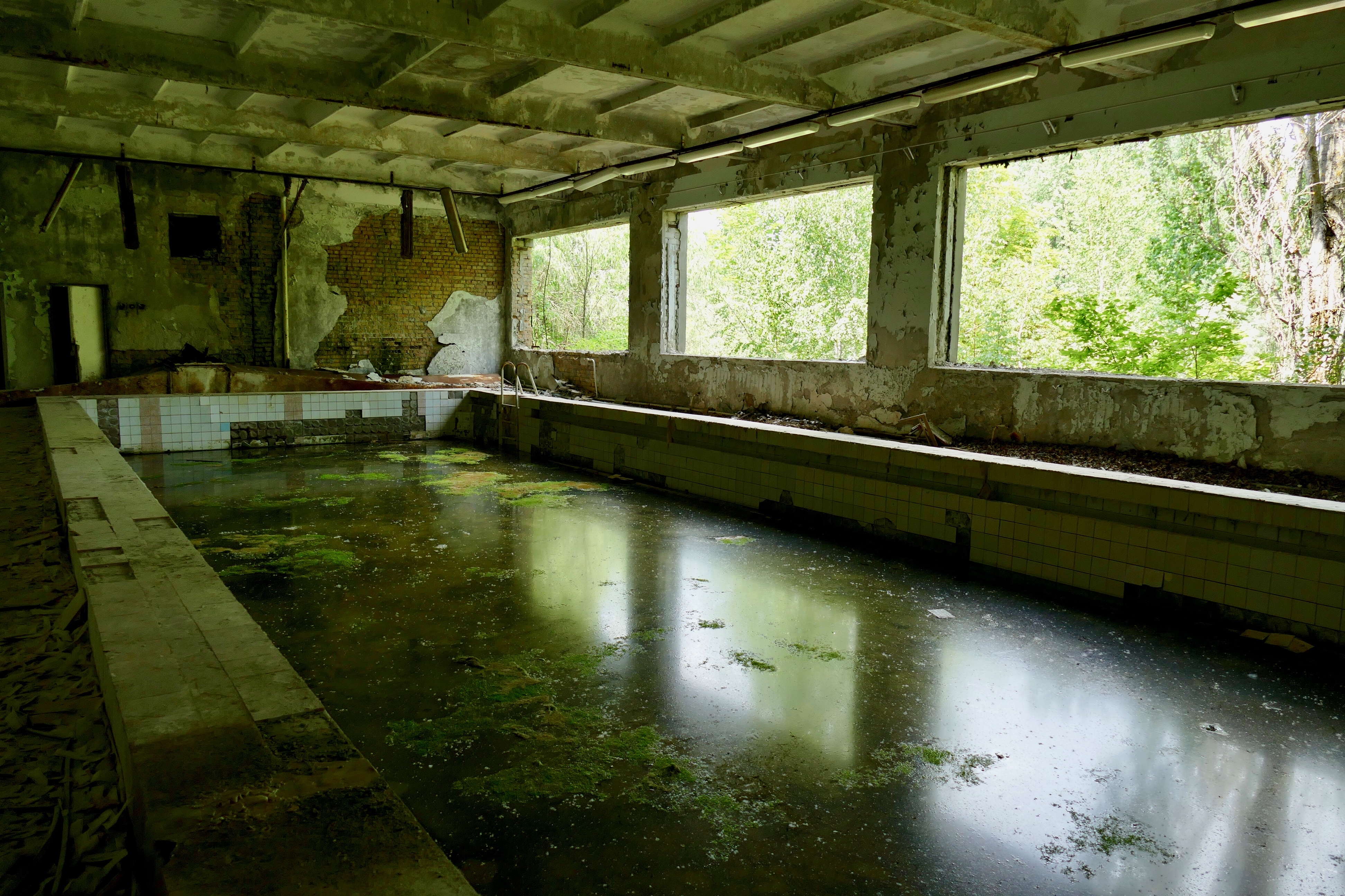 This lap pool is the only remaining one of Pripyat’s three swimming pools it is still safe to go near.